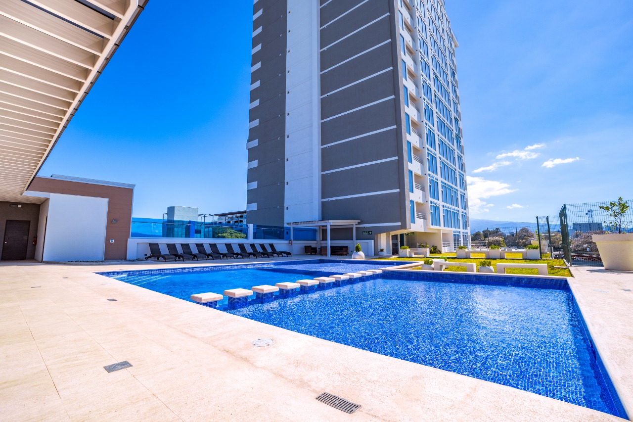 Best location, brand new condo! Apartments for Rent in Yoses, San