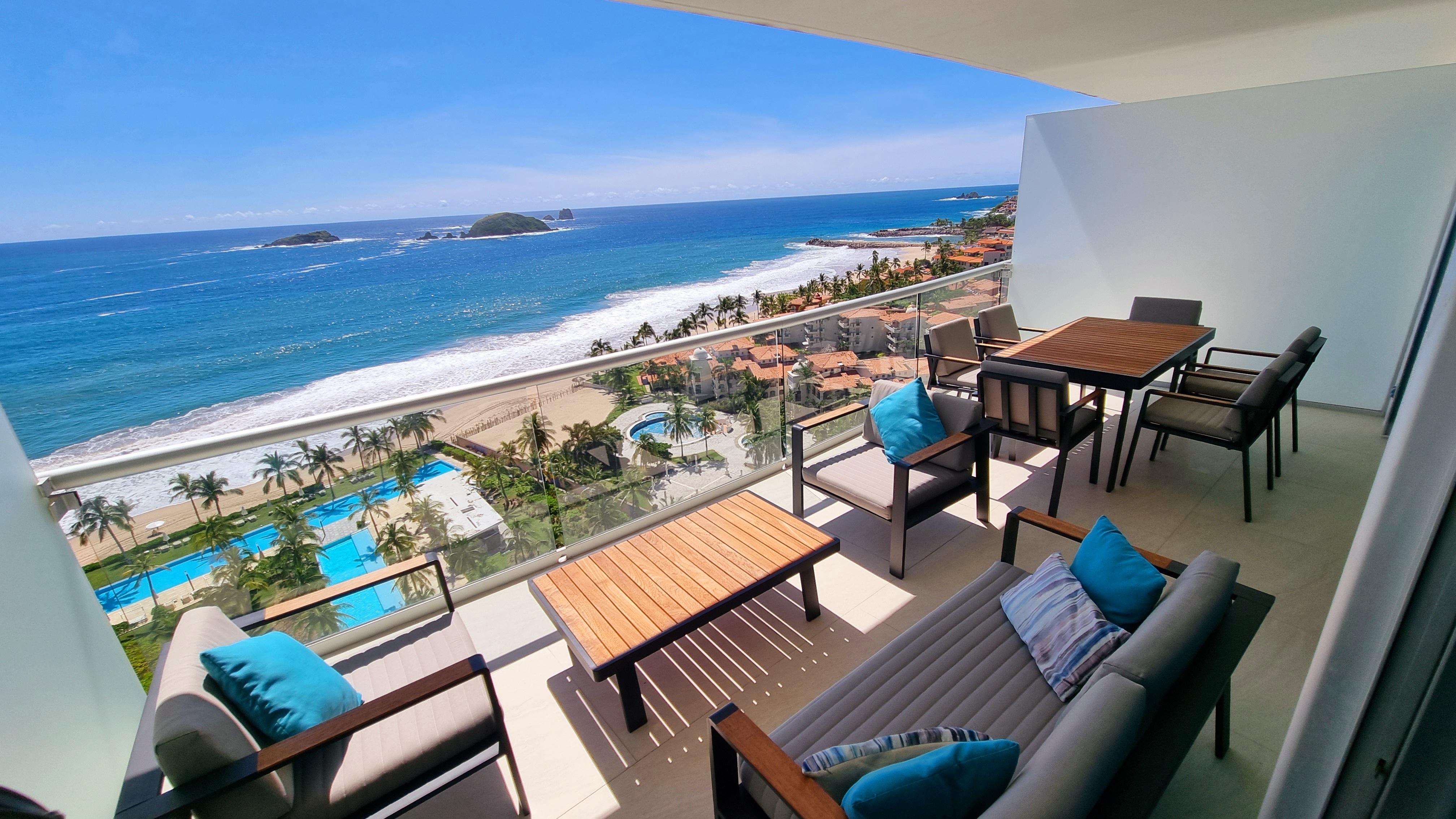 Apartment in Peninsula Ixtapa with ocean view