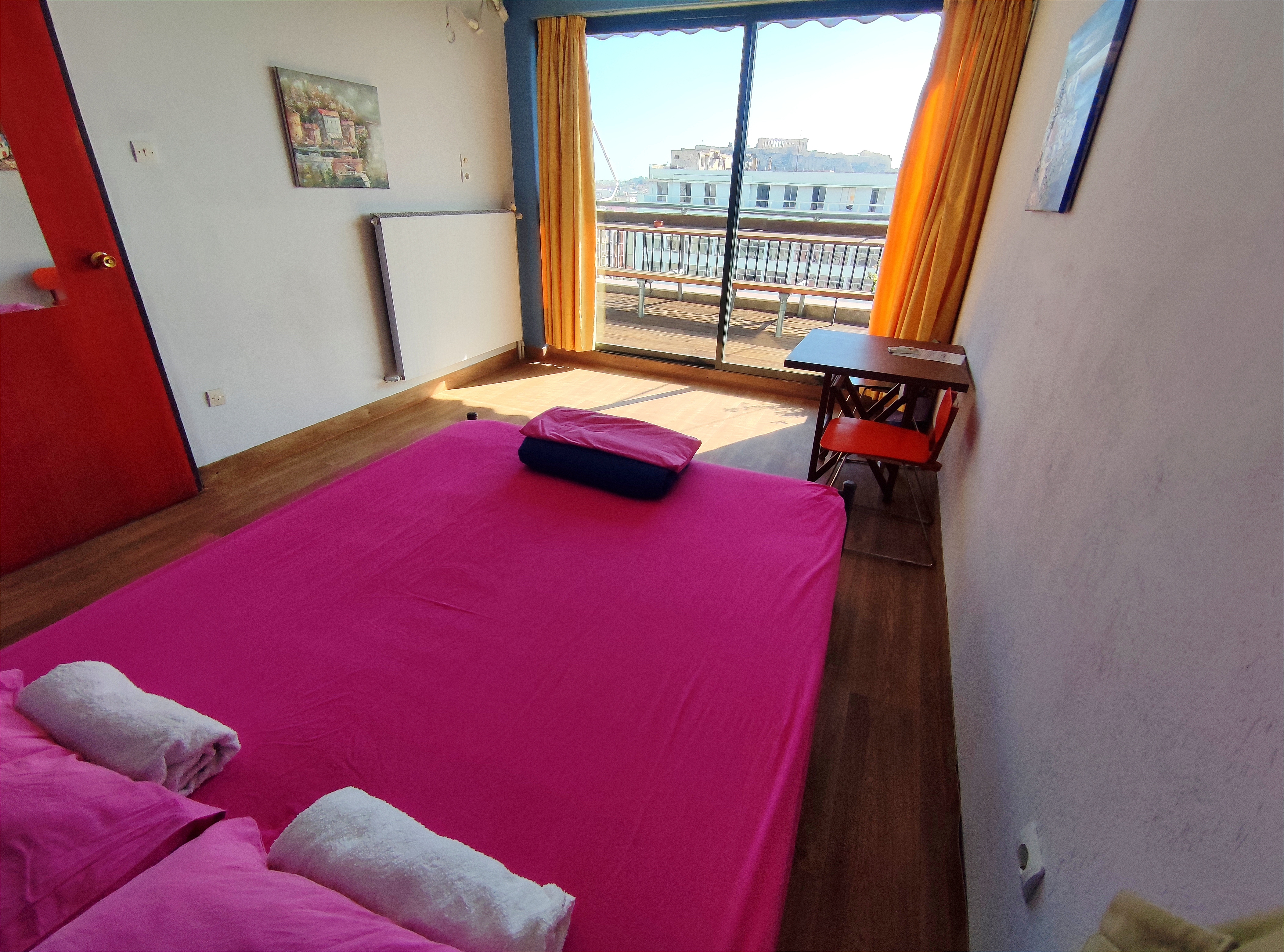 1 ‡⁸ Student Room with Balcony & Acropolis View ቢ