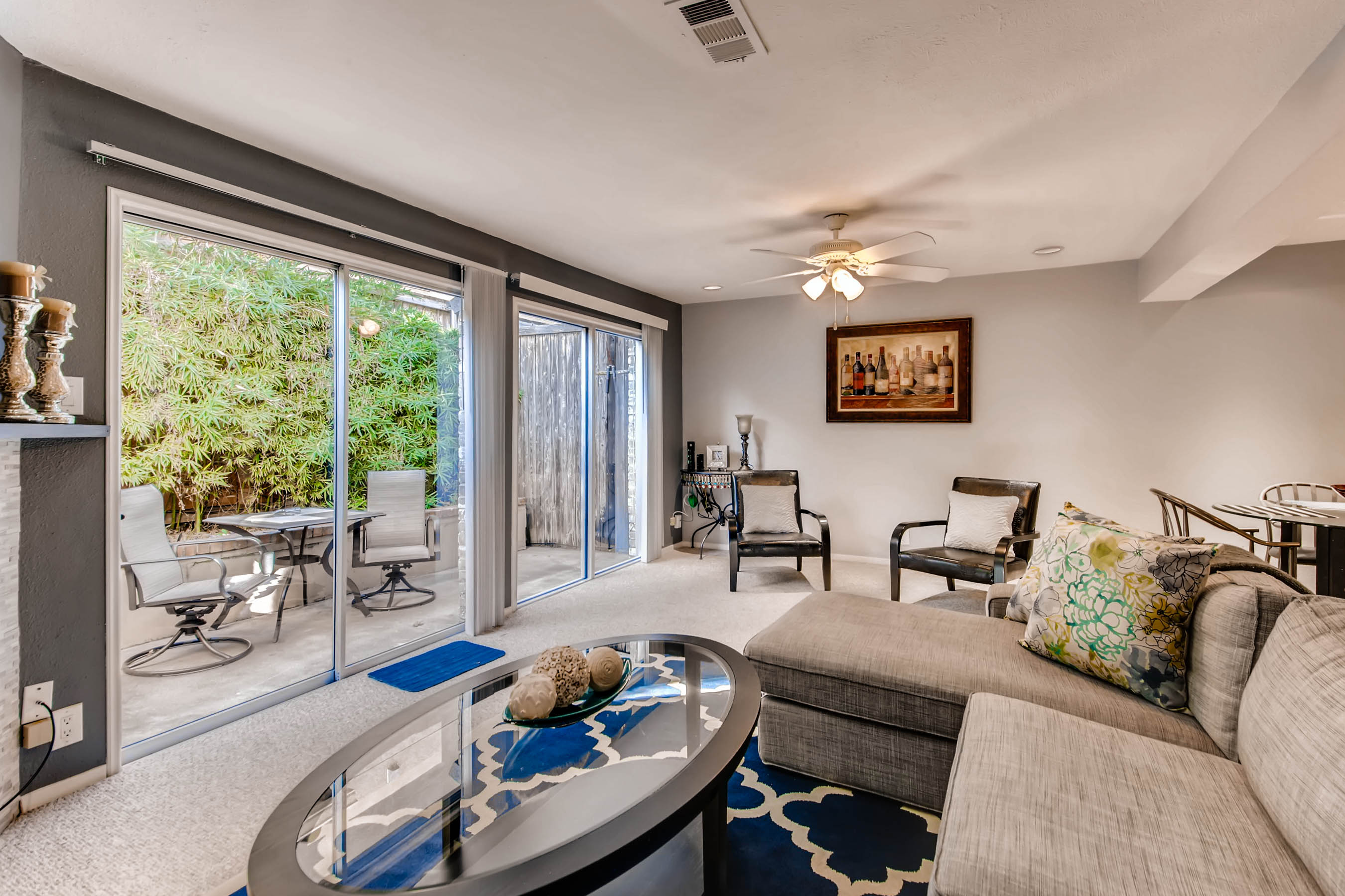 Katy Trail Condo In Heart of Trendy Uptown! Townhouses for Rent in