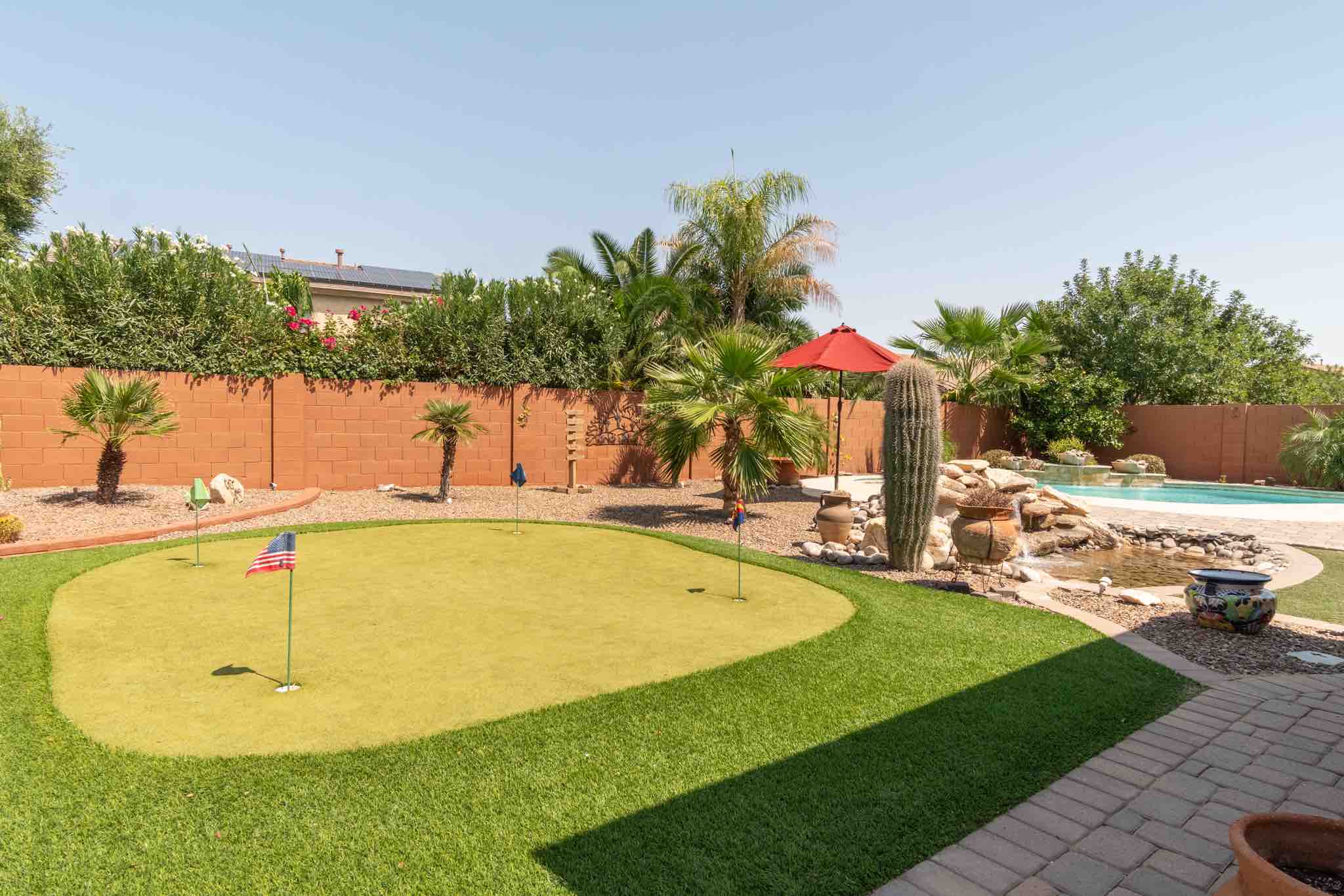 Oasis Villa With Pool, Putting Green & Pool Table