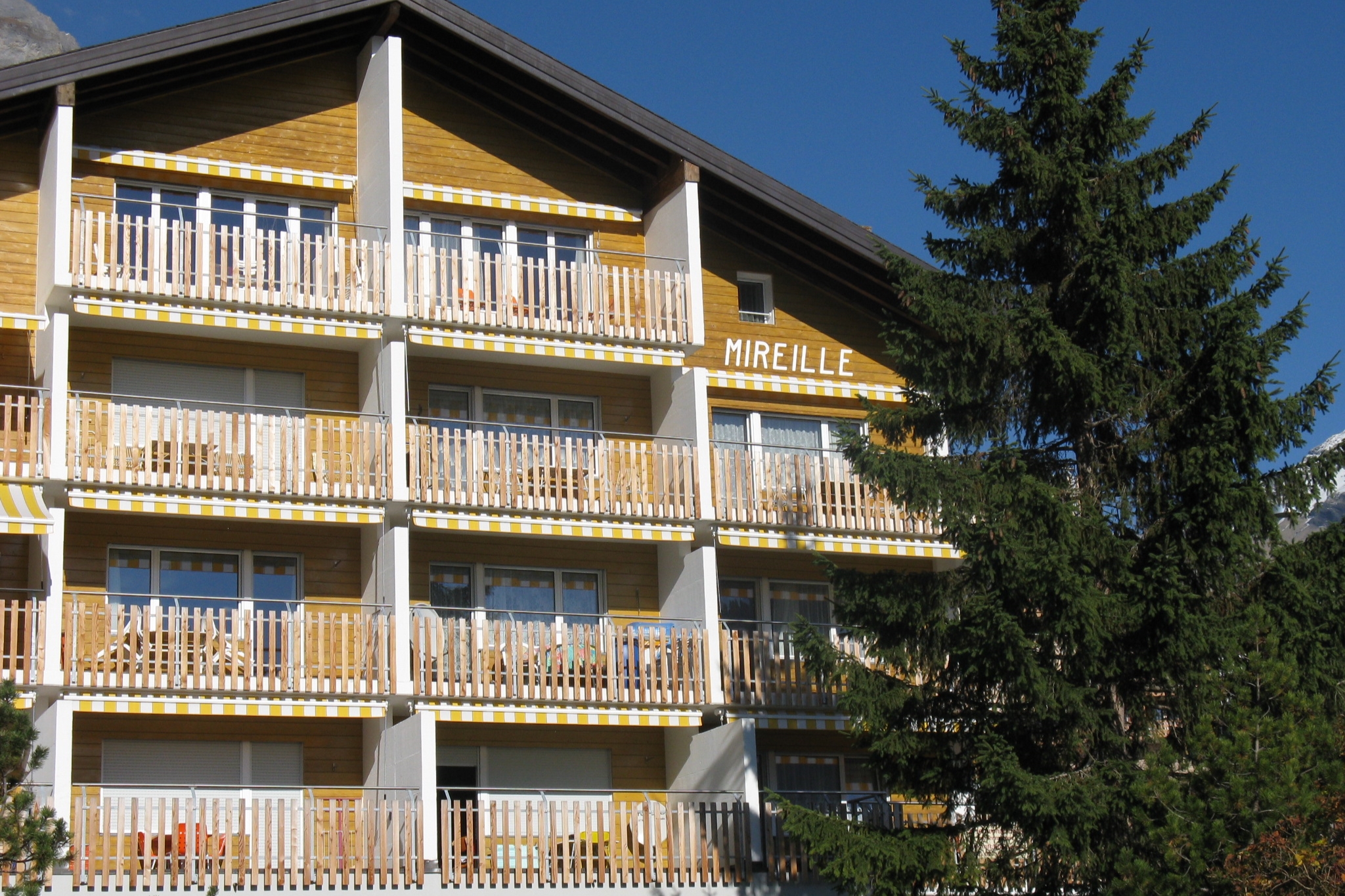 apartment Maison Mireille, south facing balcony.