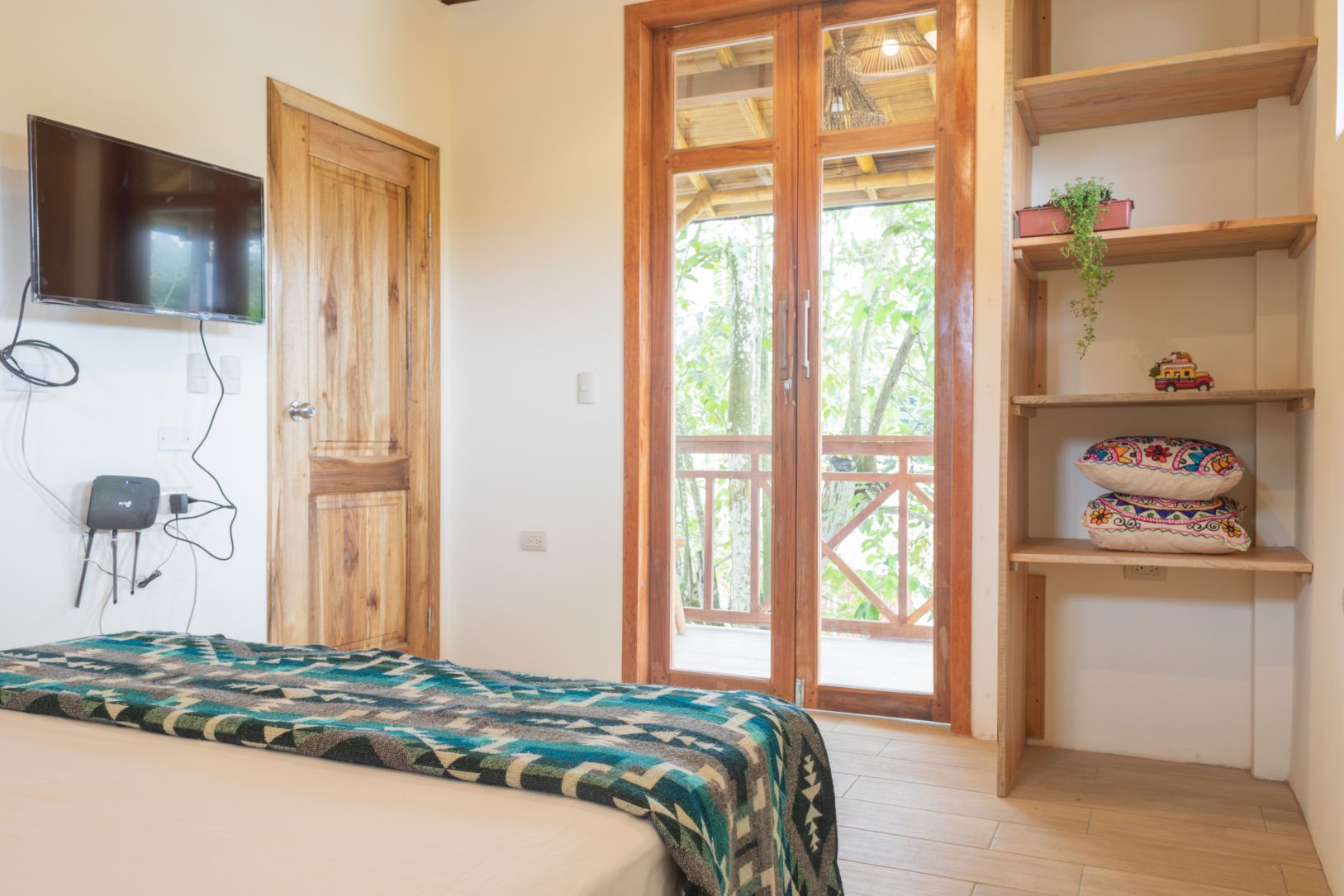 Hermosa new and equipped suite with love to detail