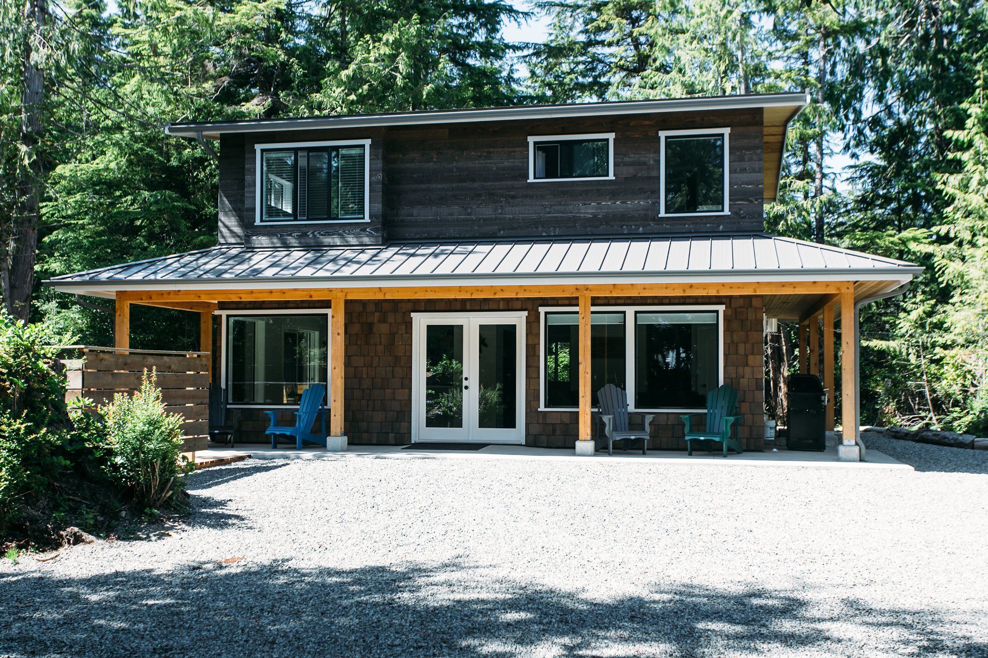 Sea Rogue Guest House * Private hot tub*