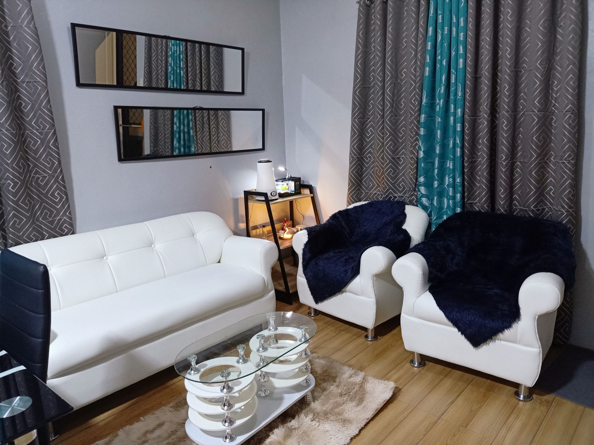 DM2 Exclusive Townhouse
w/ Wifi, Netflix & Parking
