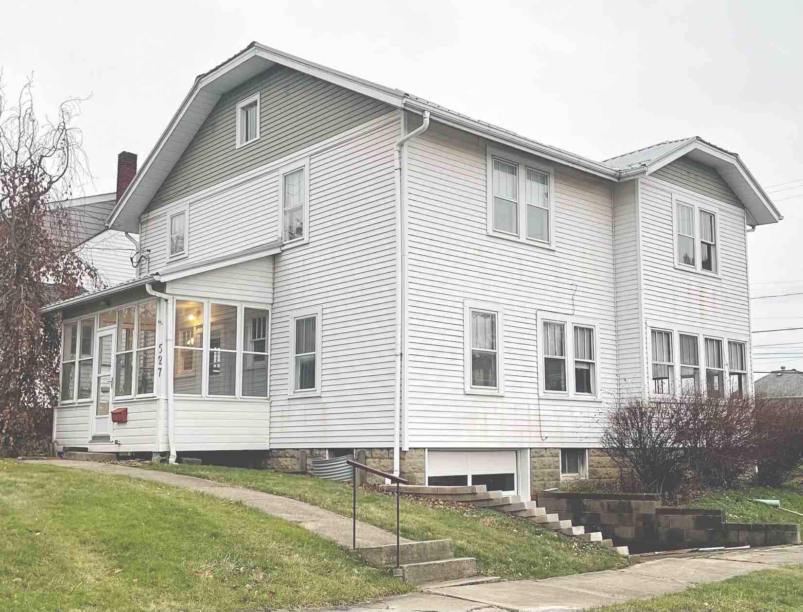 In-town updated 3 bedroom house