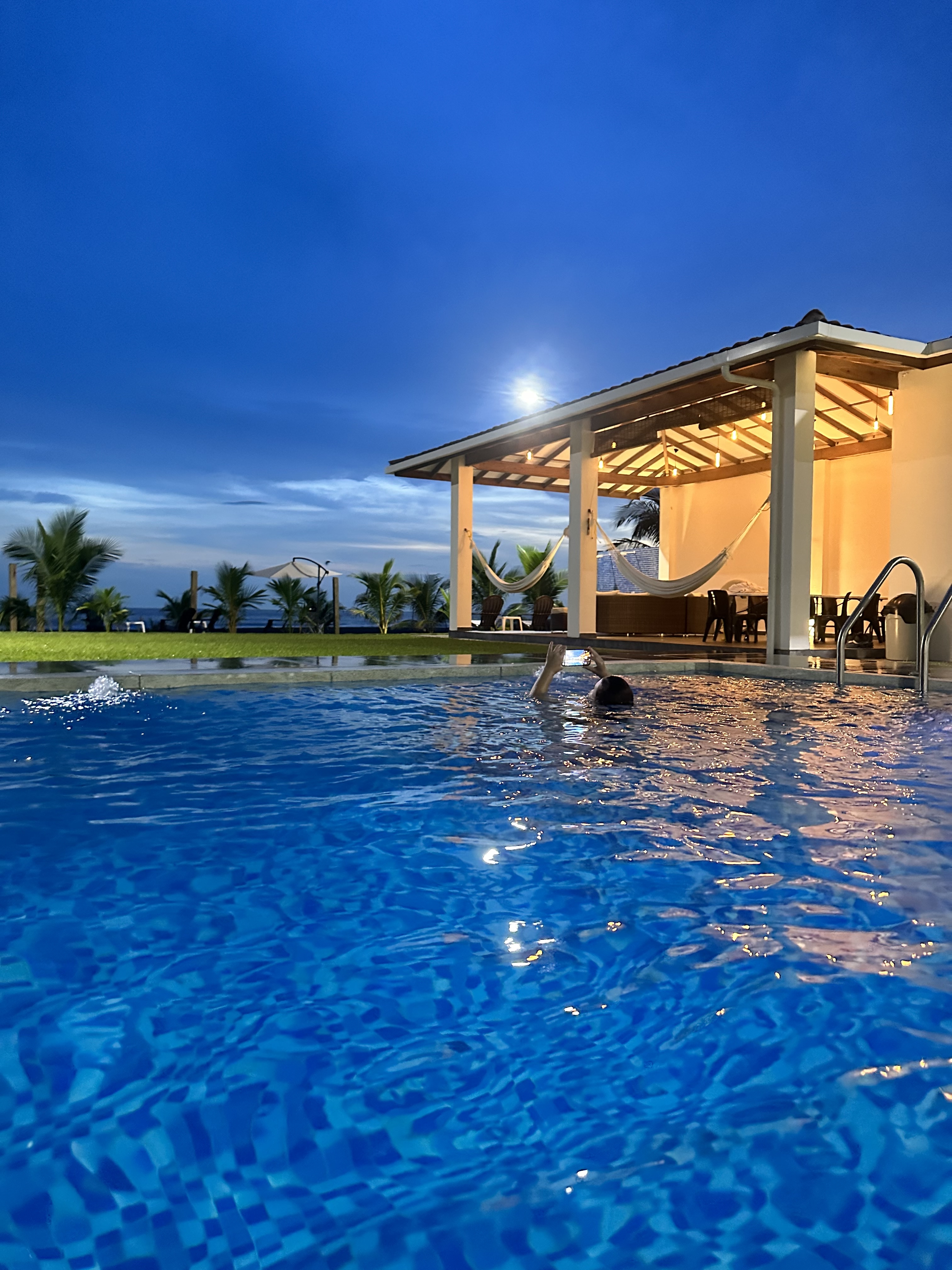 Casa en Quintas de Miramar, Playa Malibu, Acajutla