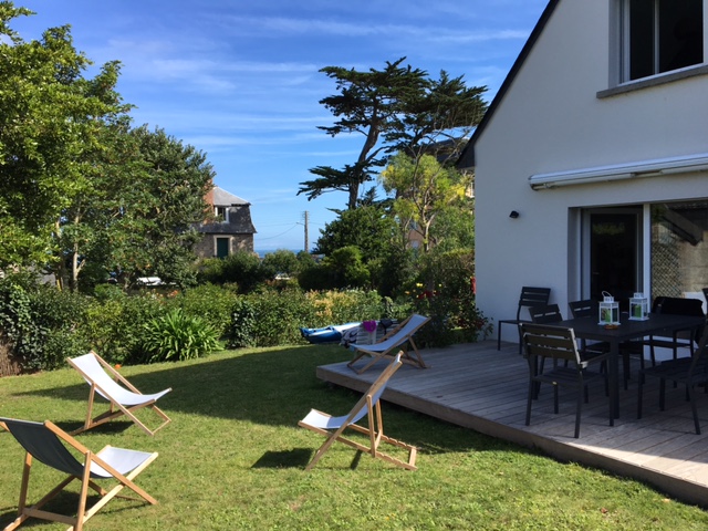 House 100 m from the beach (Rothéneuf - St Malo)