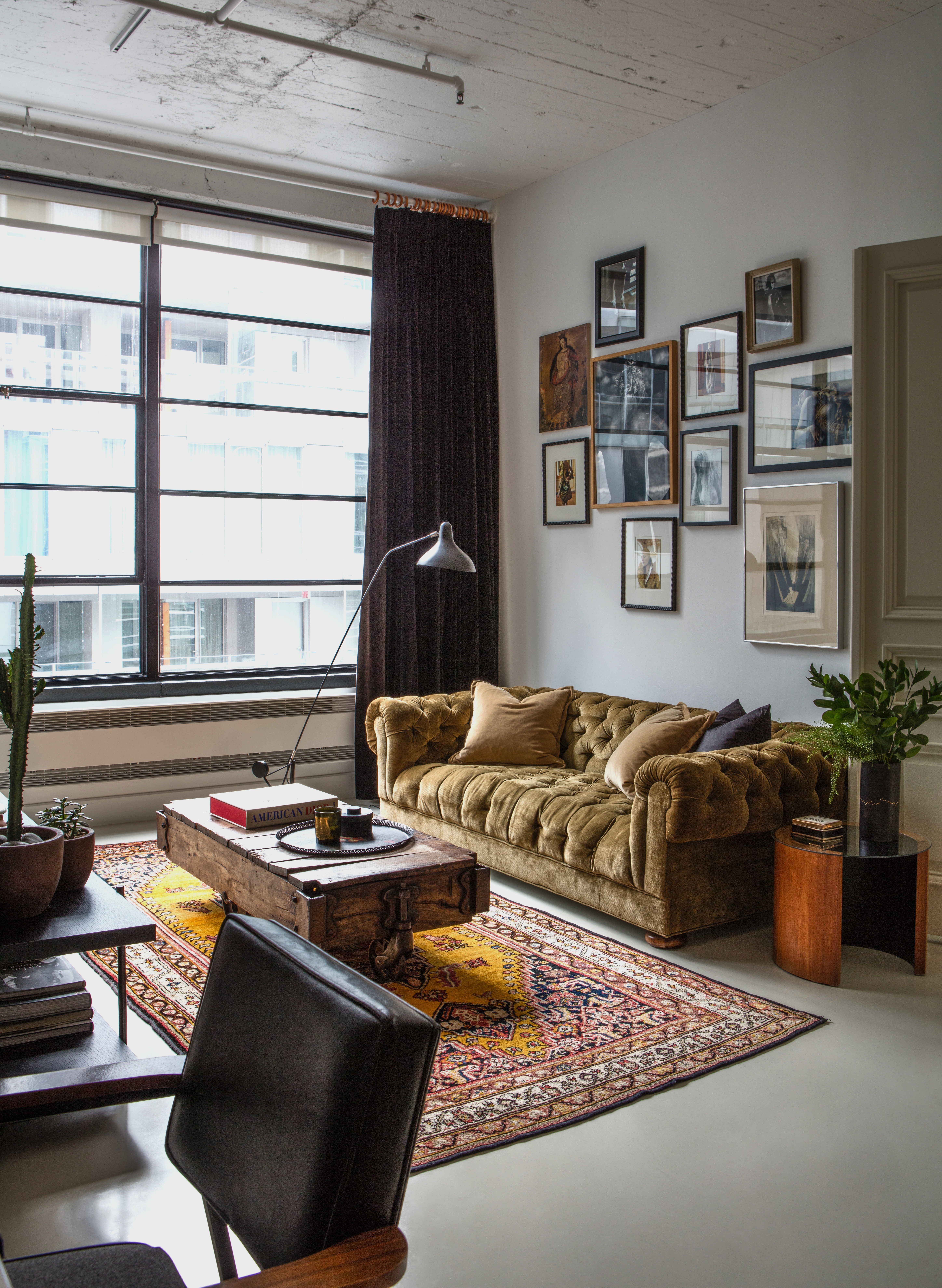 COOL INDUSTRIAL LOFT in Le Sud-Ouest, Montreal