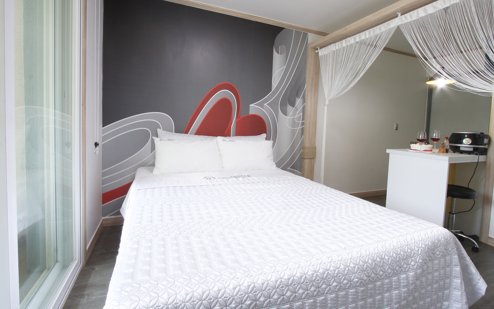 Cozy large room and individual barbecue, Chuncheon.Gangchon. Nami Island Seisel Pension-CC5