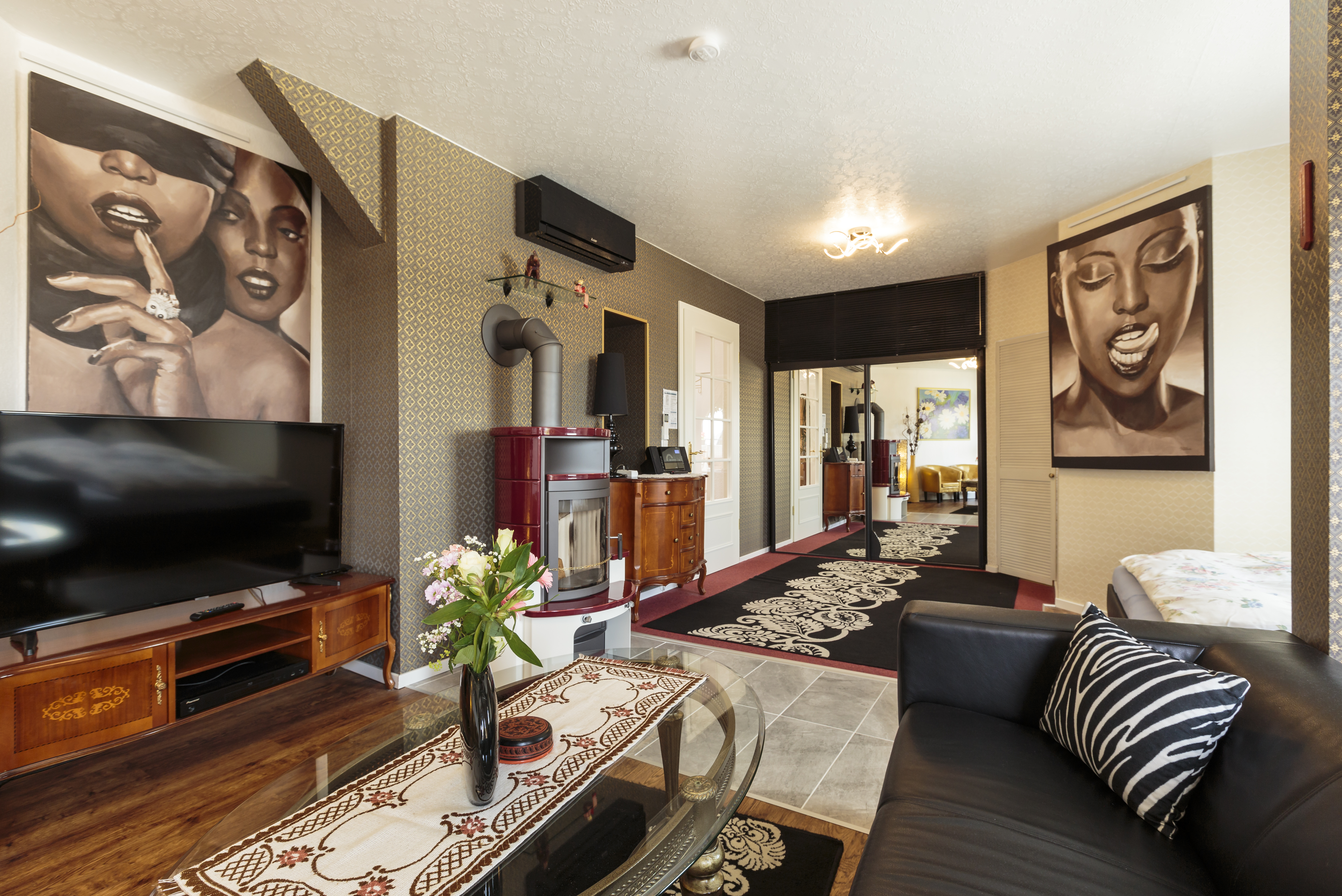 Klimatisierte Top Wohnung + 9m² begrünter Terrasse