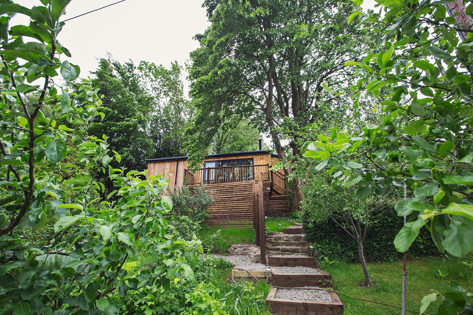 Lime Tree Lodge in Brecon Beacons with Hot Tub Cabins for Rent in