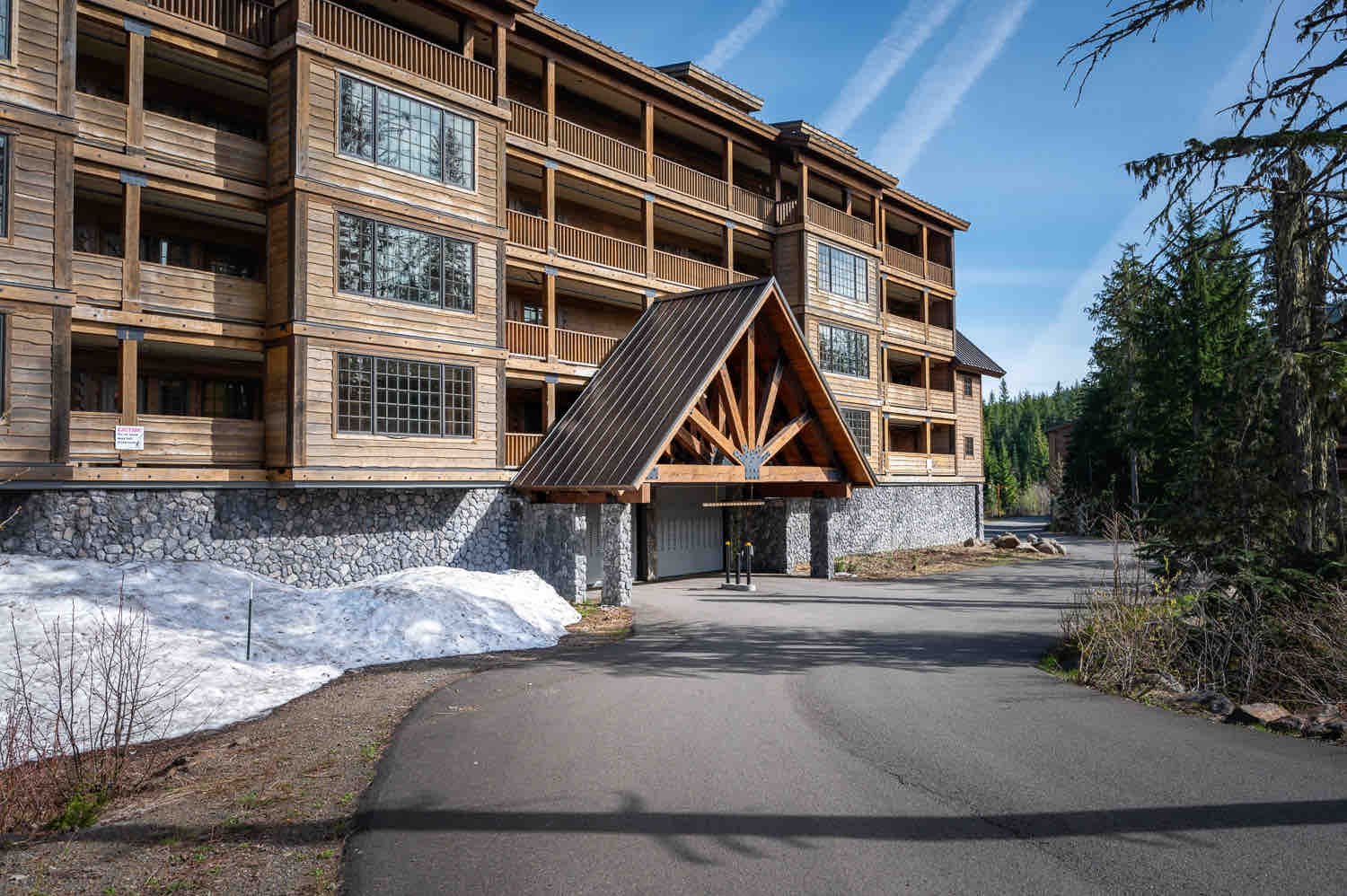 Stylish Condo at Grand Lodges, Mt. Hood