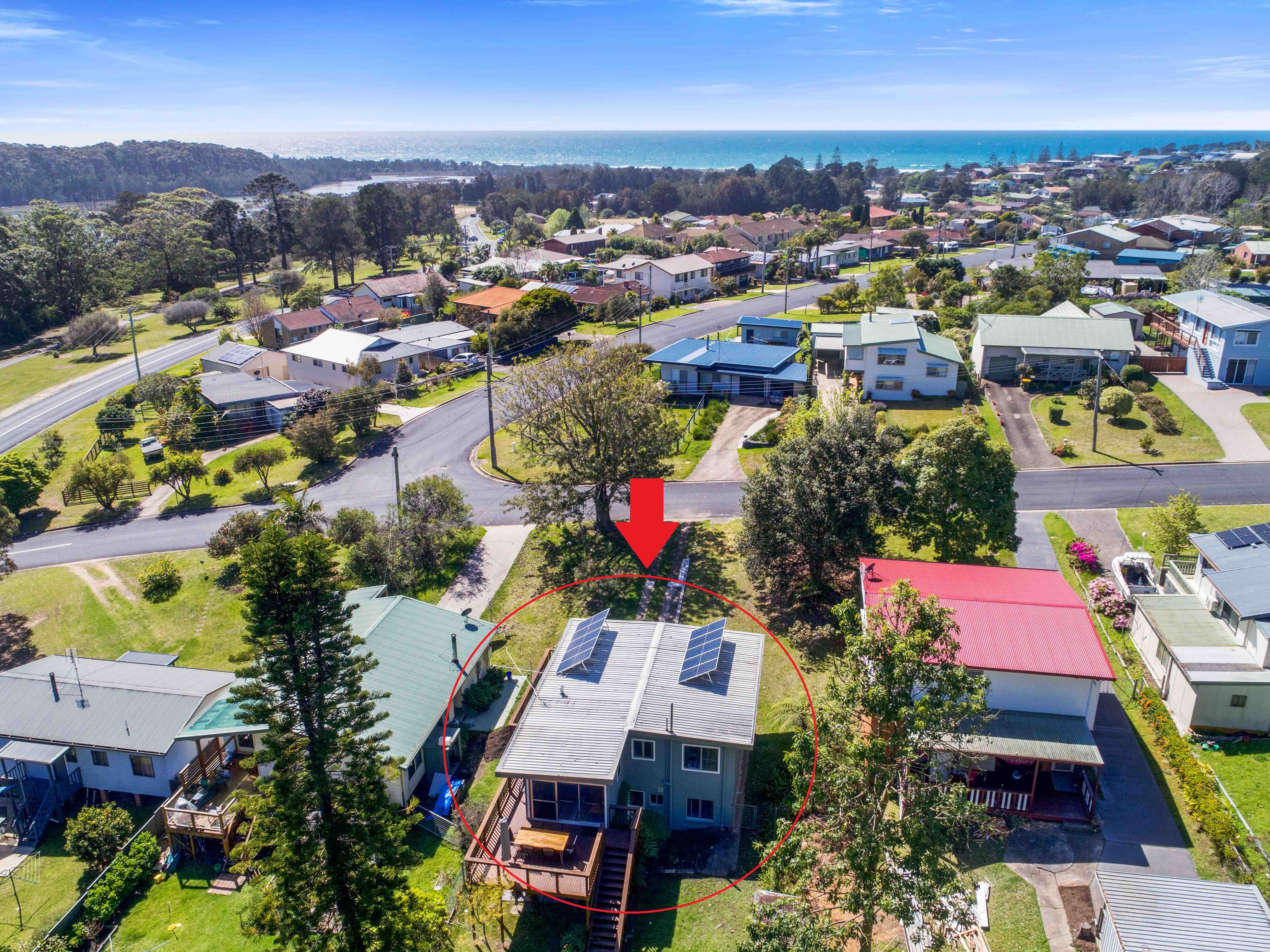 60s Beach House Dalmeny Houses for Rent in Dalmeny, New South Wales, Australia