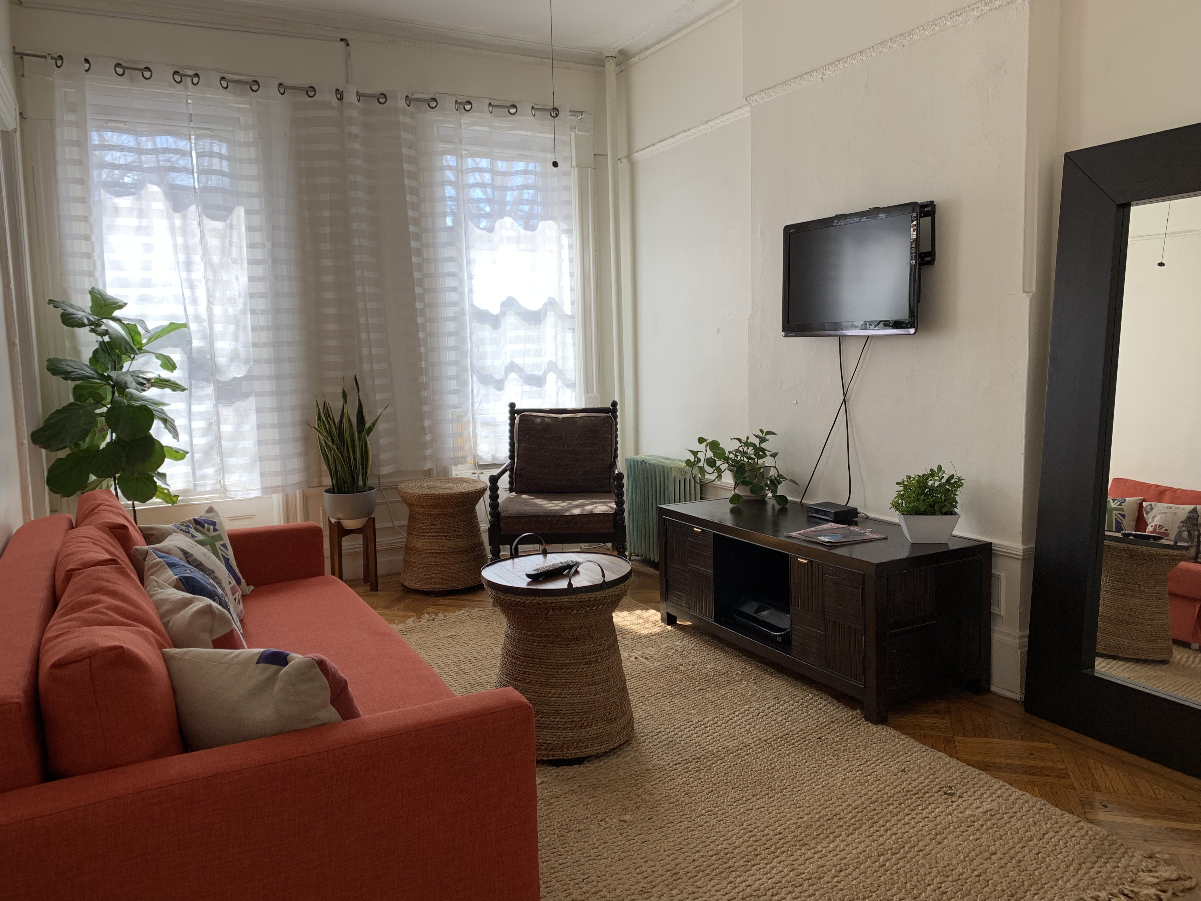 Private, Large & Sunny 1BR w/W&D in Bedford-Stuyvesant, New York City