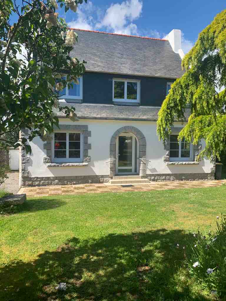 Family home near Port Manec'h