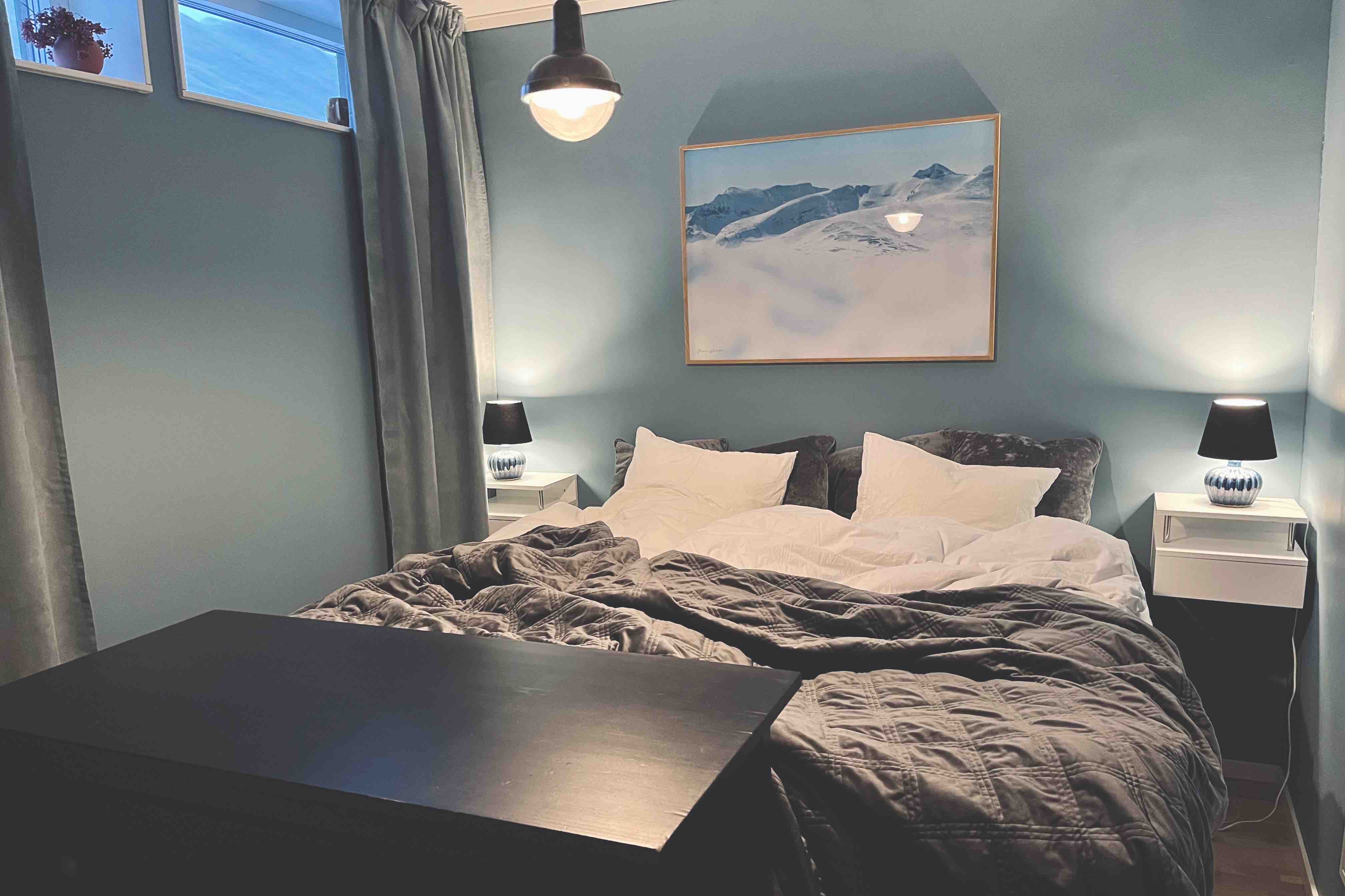 Mountainside apartment