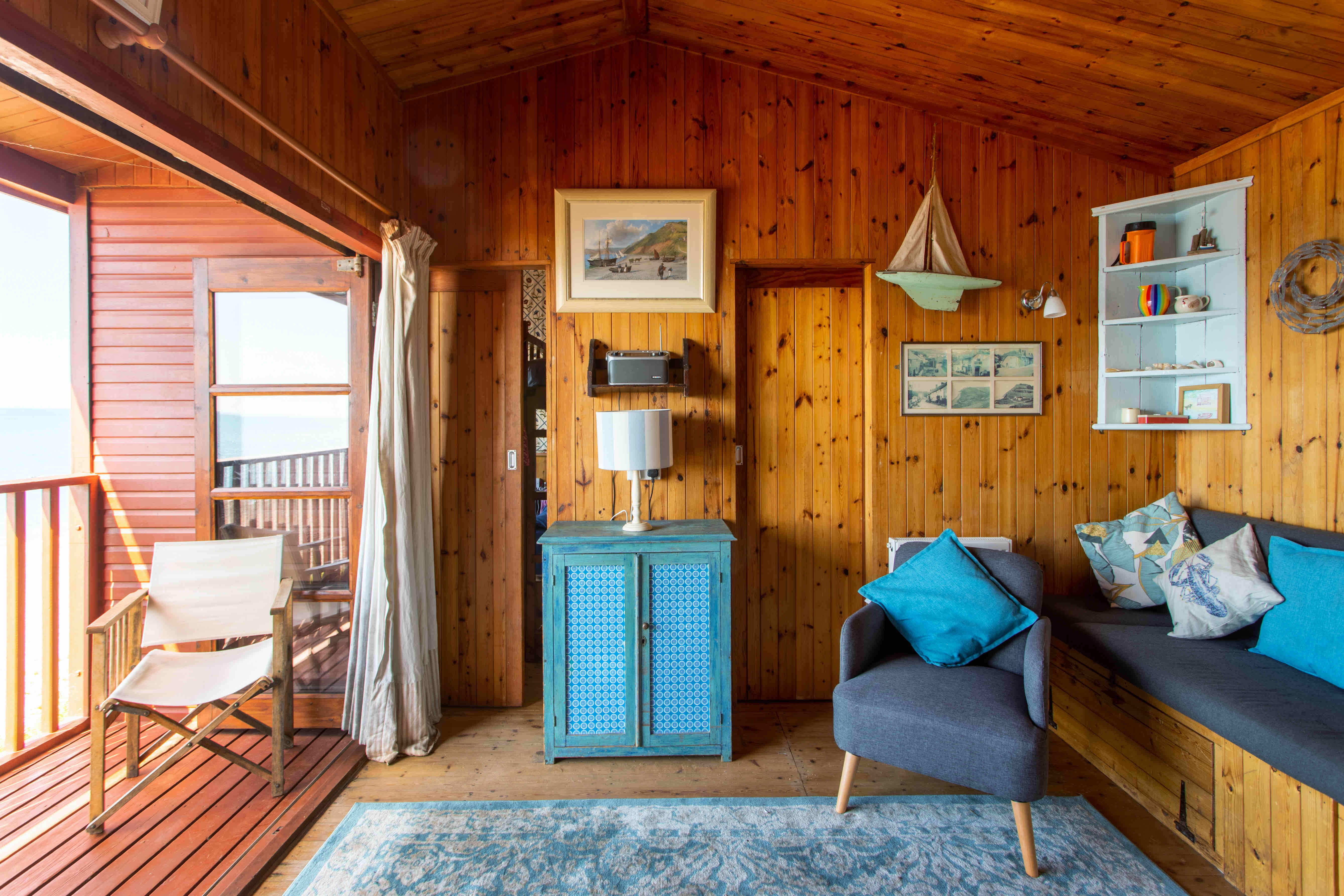 Beach Chalet, Devon Chalets for Rent in