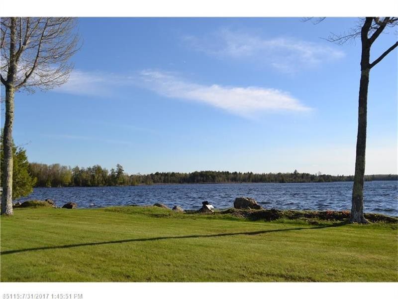 Lakefront Log Cabin on Pleasant Lake Houses for Rent in Stetson
