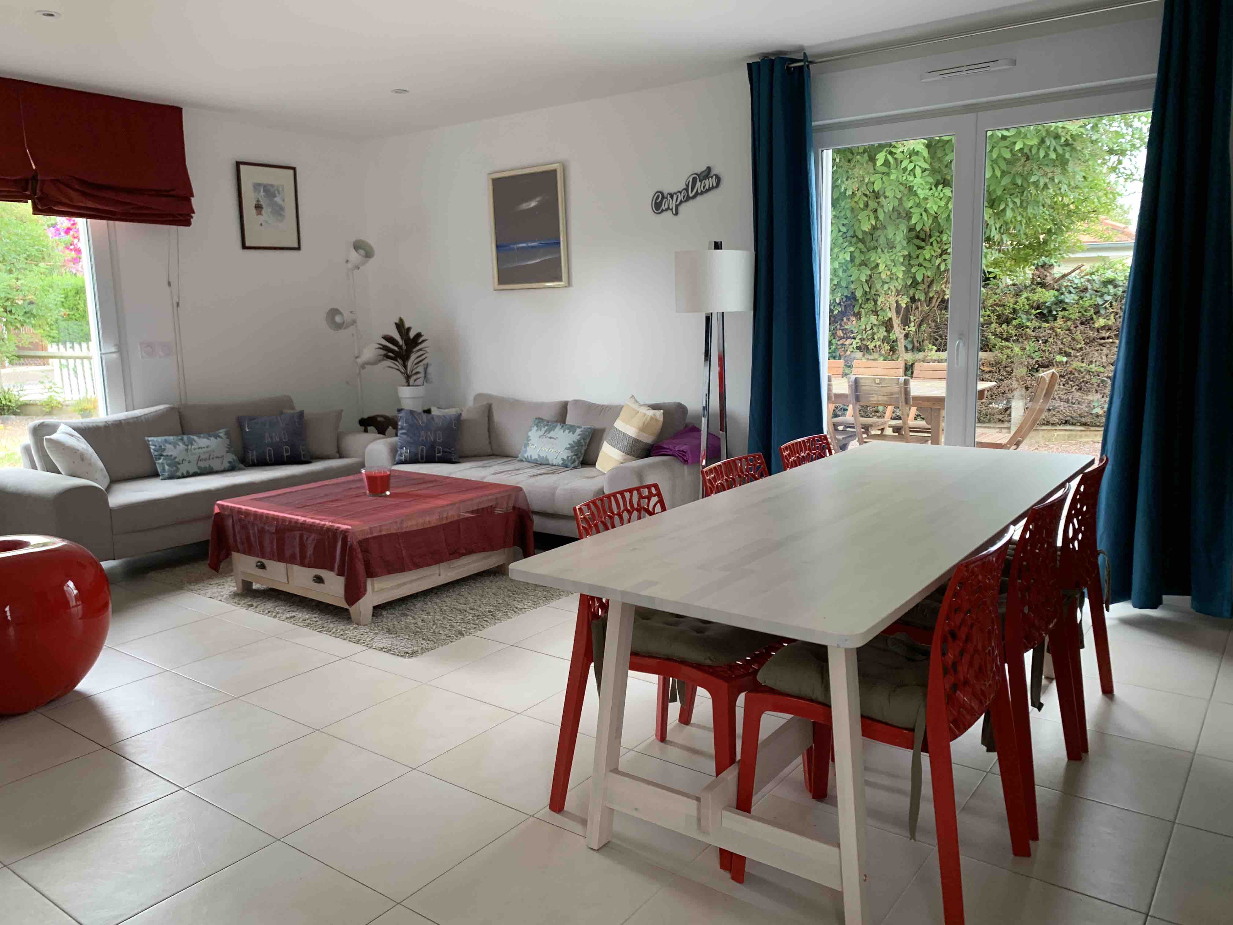 Recent house 200m from the beach