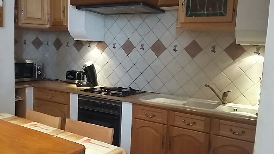 quiet 3 bedroom CHALONS HOUSE