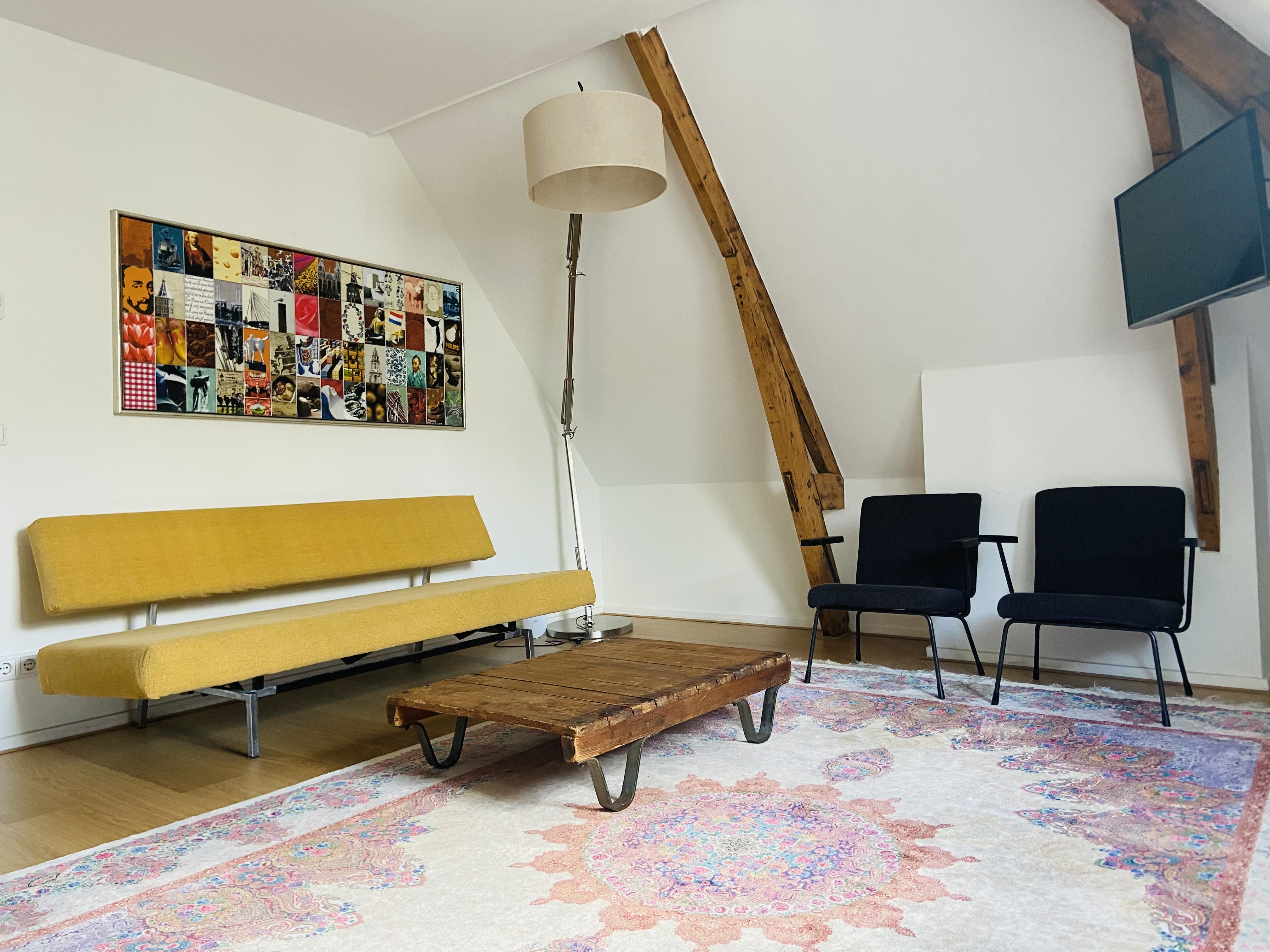 Private loft next @Vondelpark with PRIVATE parking โ Amsterdam stay