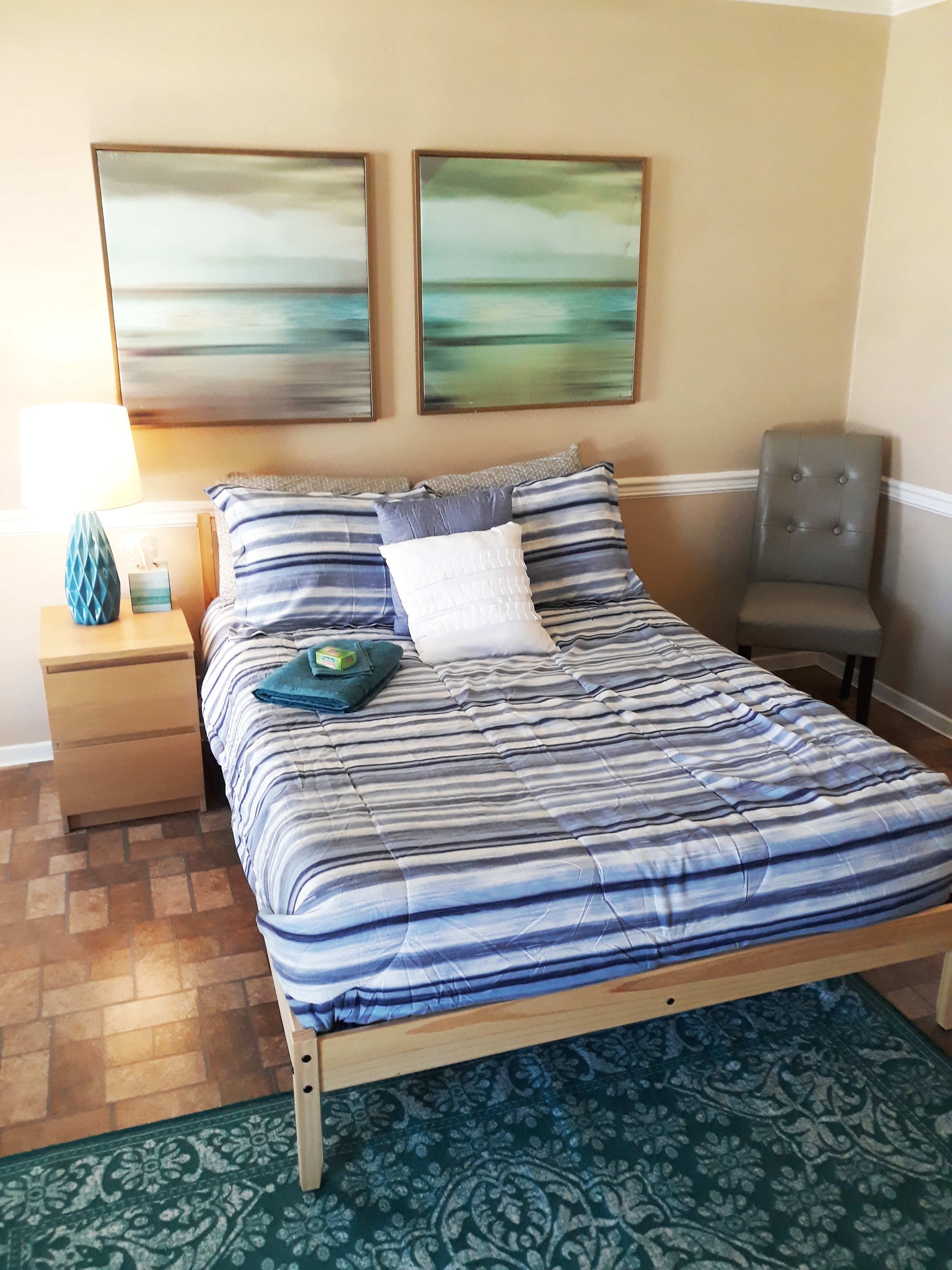 Easy Breezy Bedroom Stay, 1st Floor (Room B)