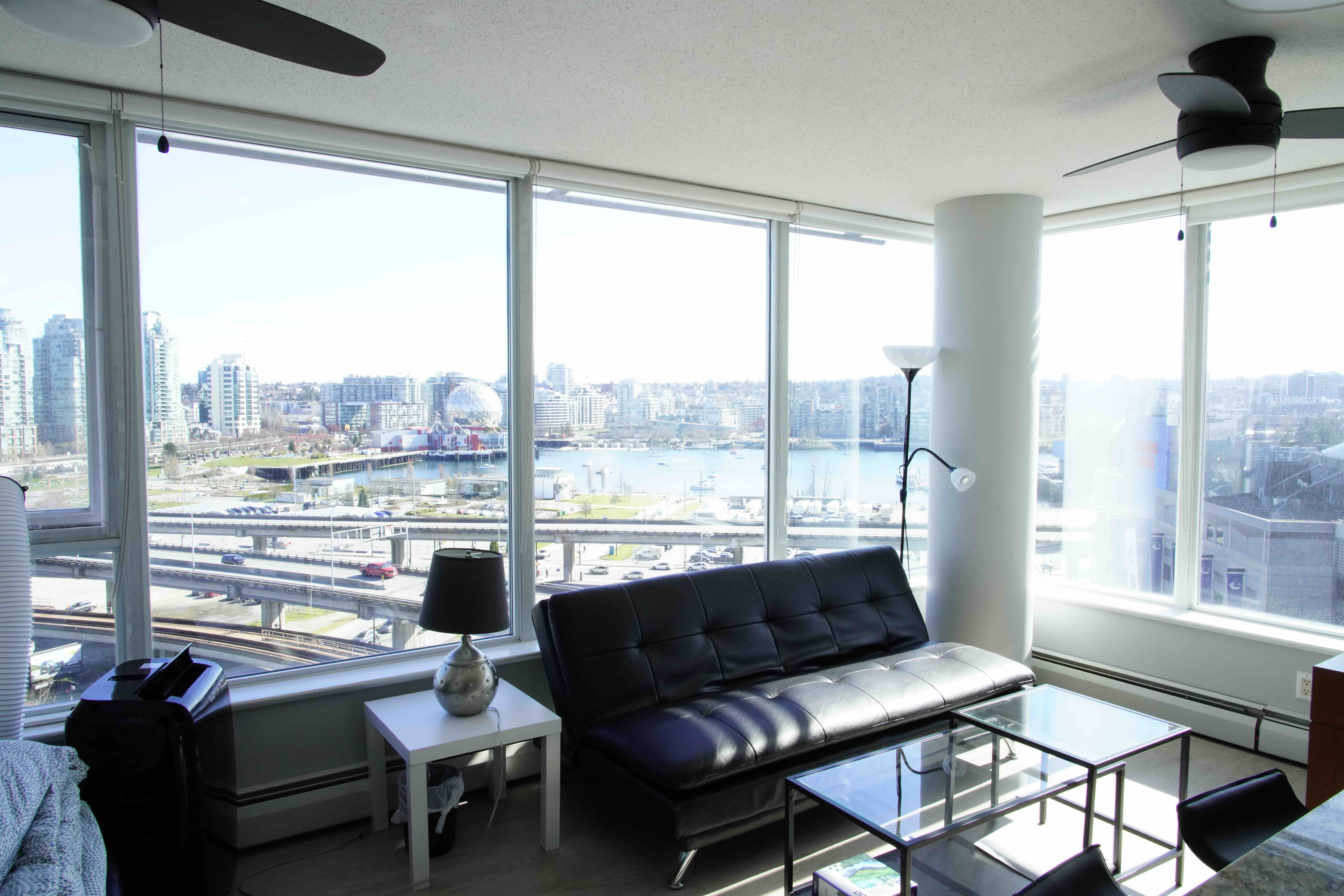 Downtown Vancouver, Parking, Pool, Gym