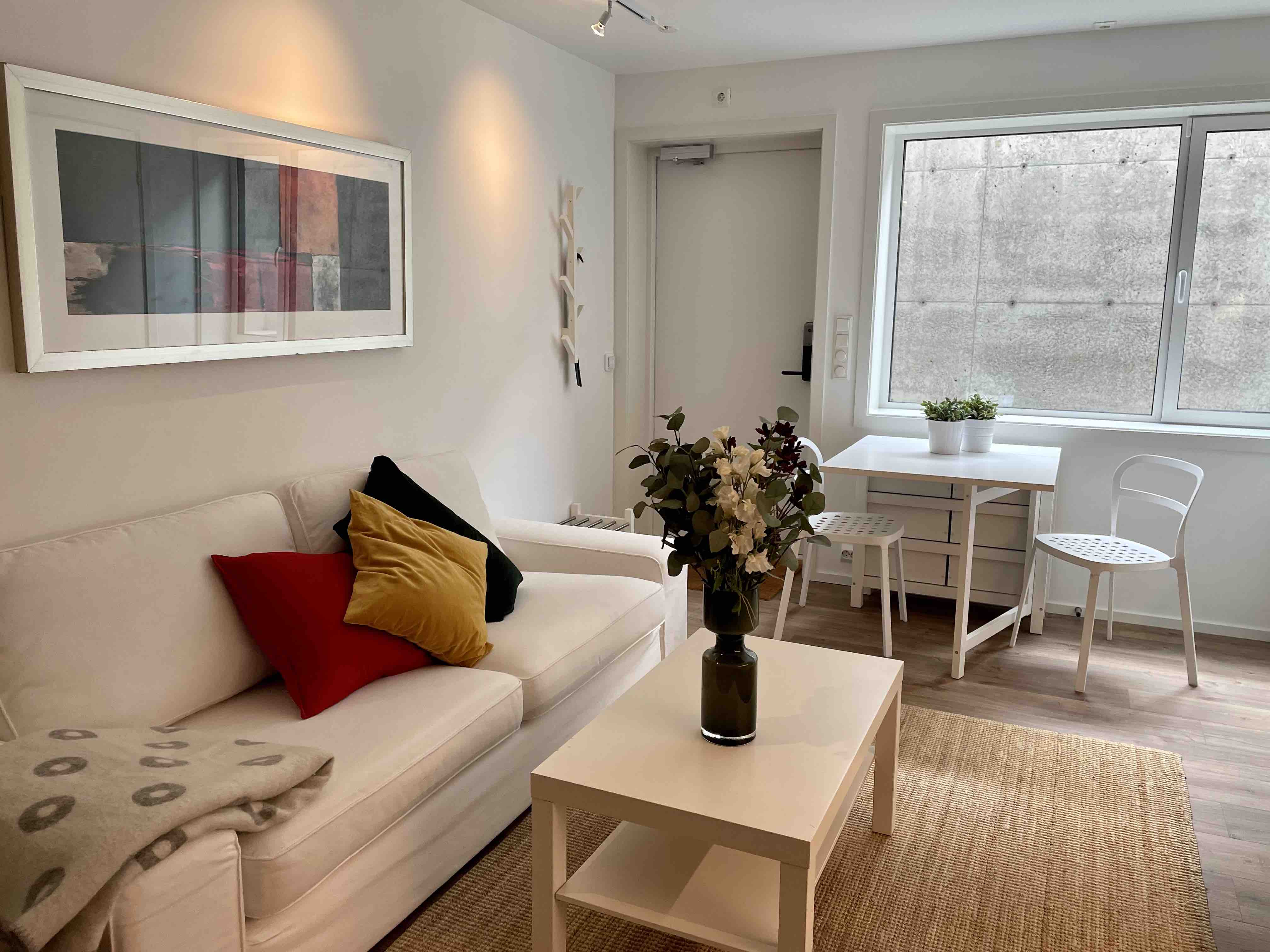 Great socket apartment in quiet downtown
