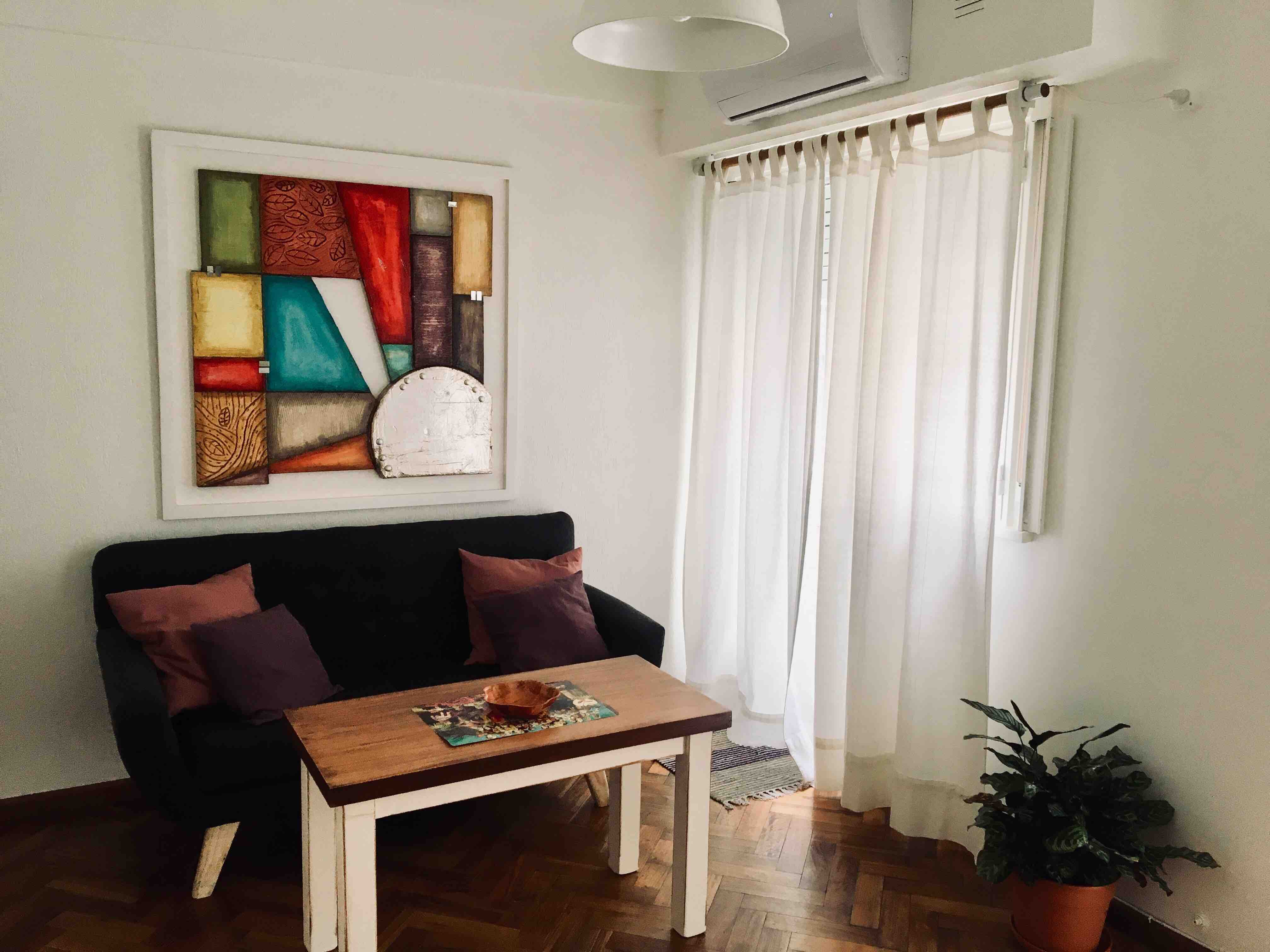 Nice, comfy & sunny apt, great location in Bs As!