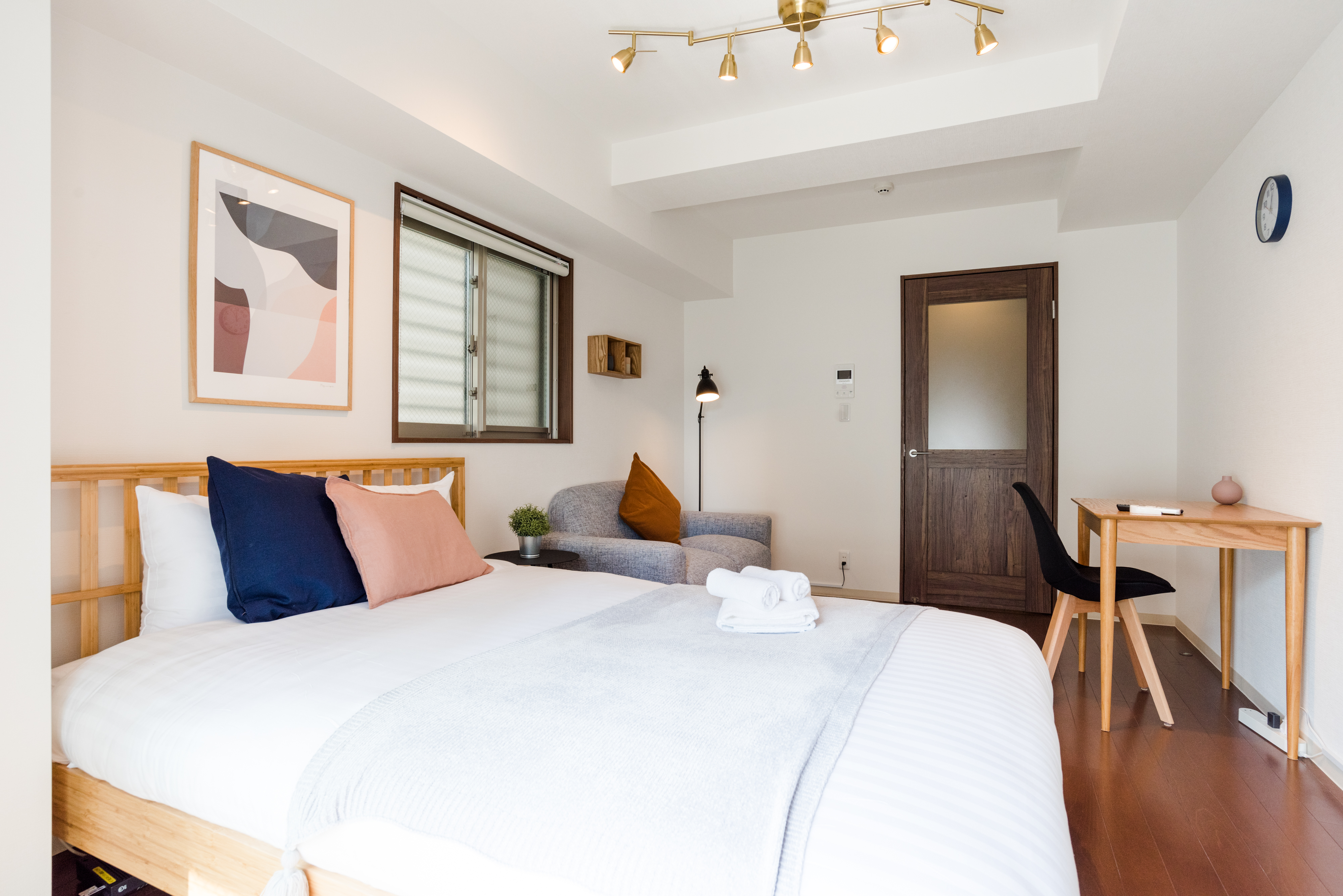 Nordic Inspired Simple Flat in Azabu/Tokyo Tower