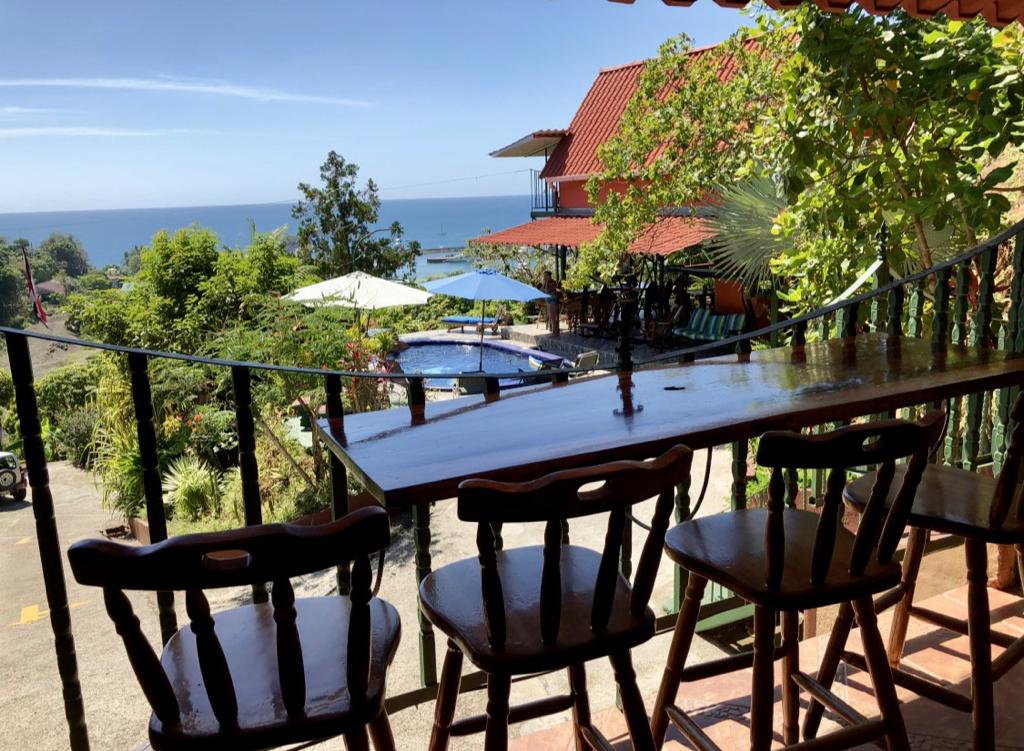 La Vista 2 bedroom Ocean Views Apartments for Rent in Quepos