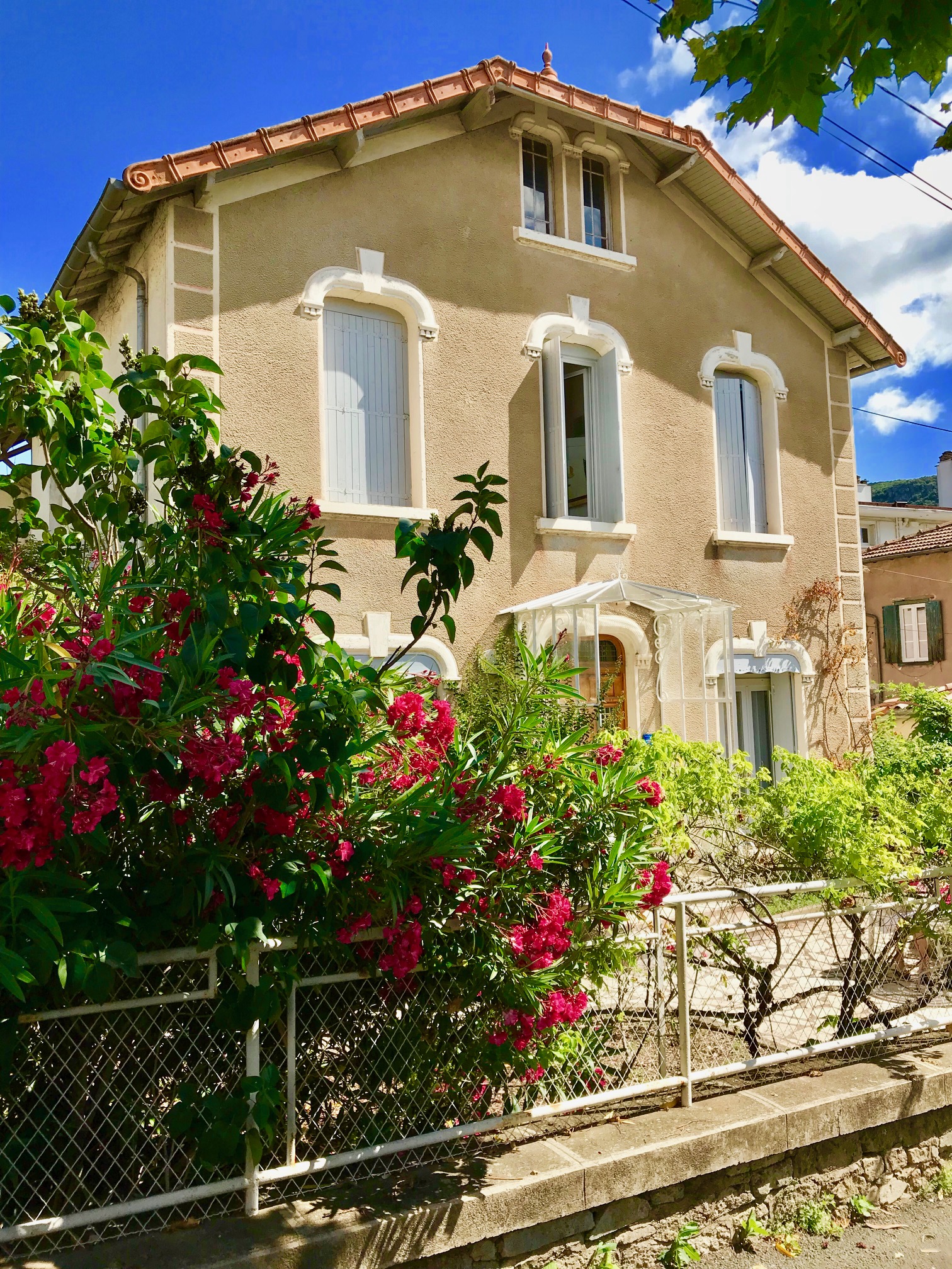 Balcony Apartment - Private House - Curists