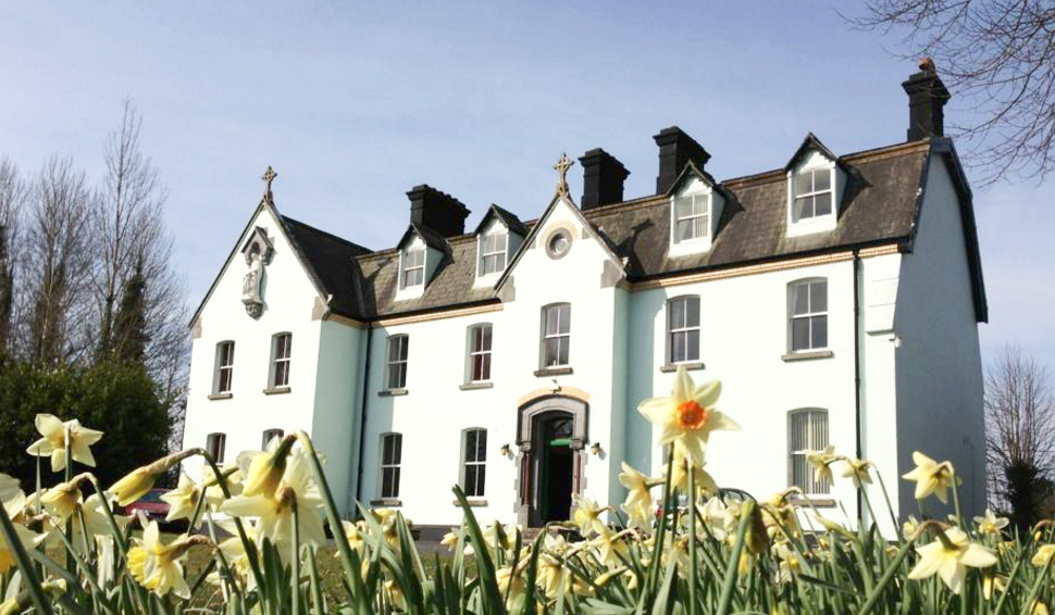 Bark Hill House Houses for Rent in Woodford, County Galway, Ireland