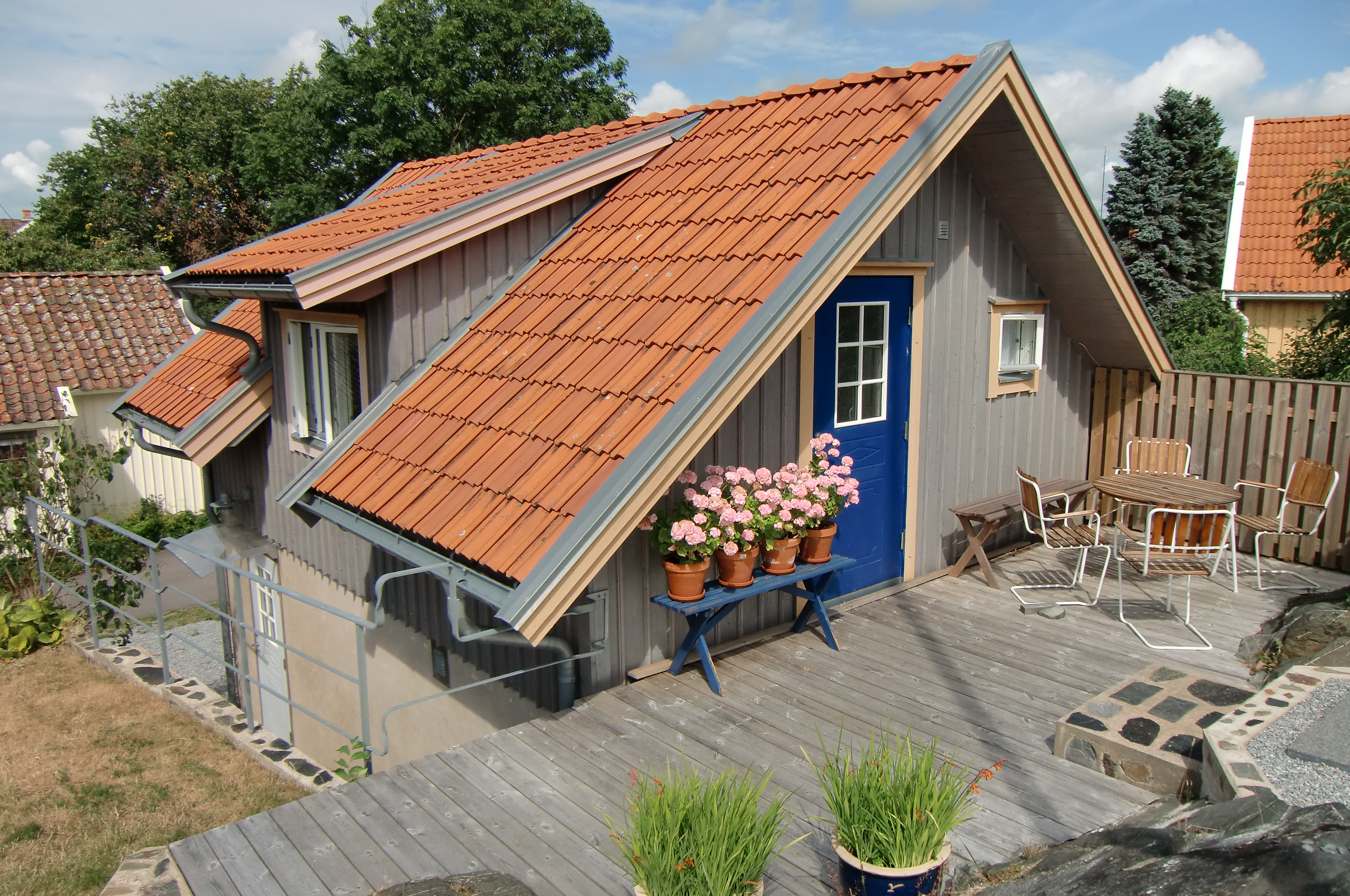 Kldesholmen, Rnnng. Fullutrustad villa. Uterum. Havet ca 1 km Tjrn S, Vstra Gtalands ln, Sweden. Entire villa Select check-in date. This host offers Tjrn Bleket - Villas for Rent in Tjrn S, Vstra Gtalands ln