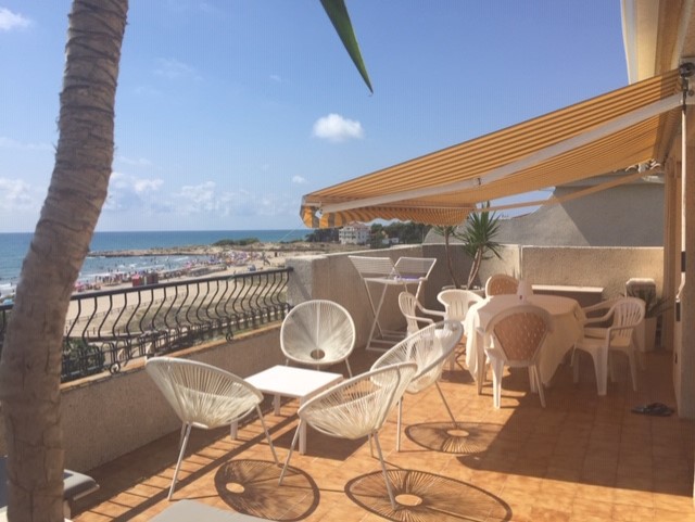 Atico sea view 180° 1st line , swimming pool,Wifi.