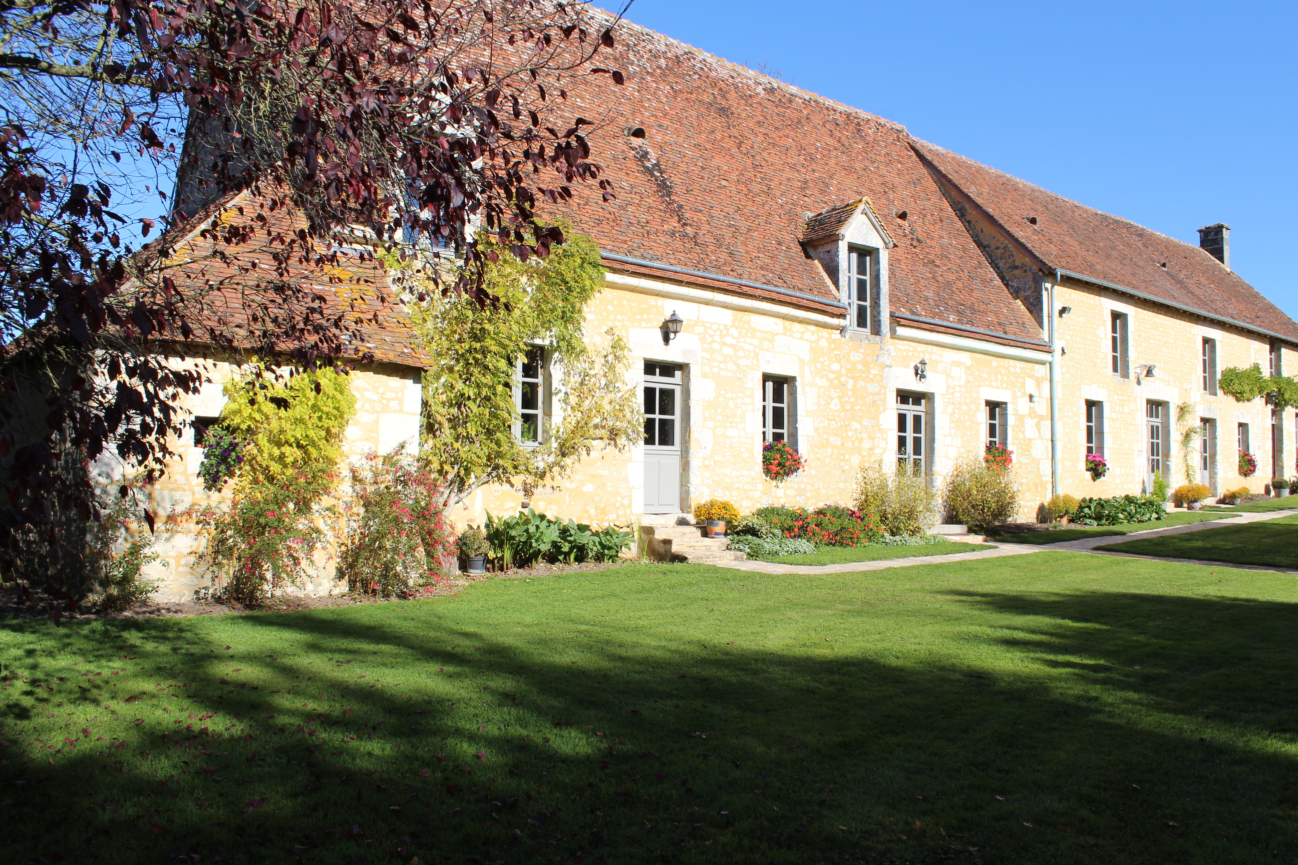 Longere De Caractere Au Coeur Du Perche Houses For Rent In Reveillon Normandy France