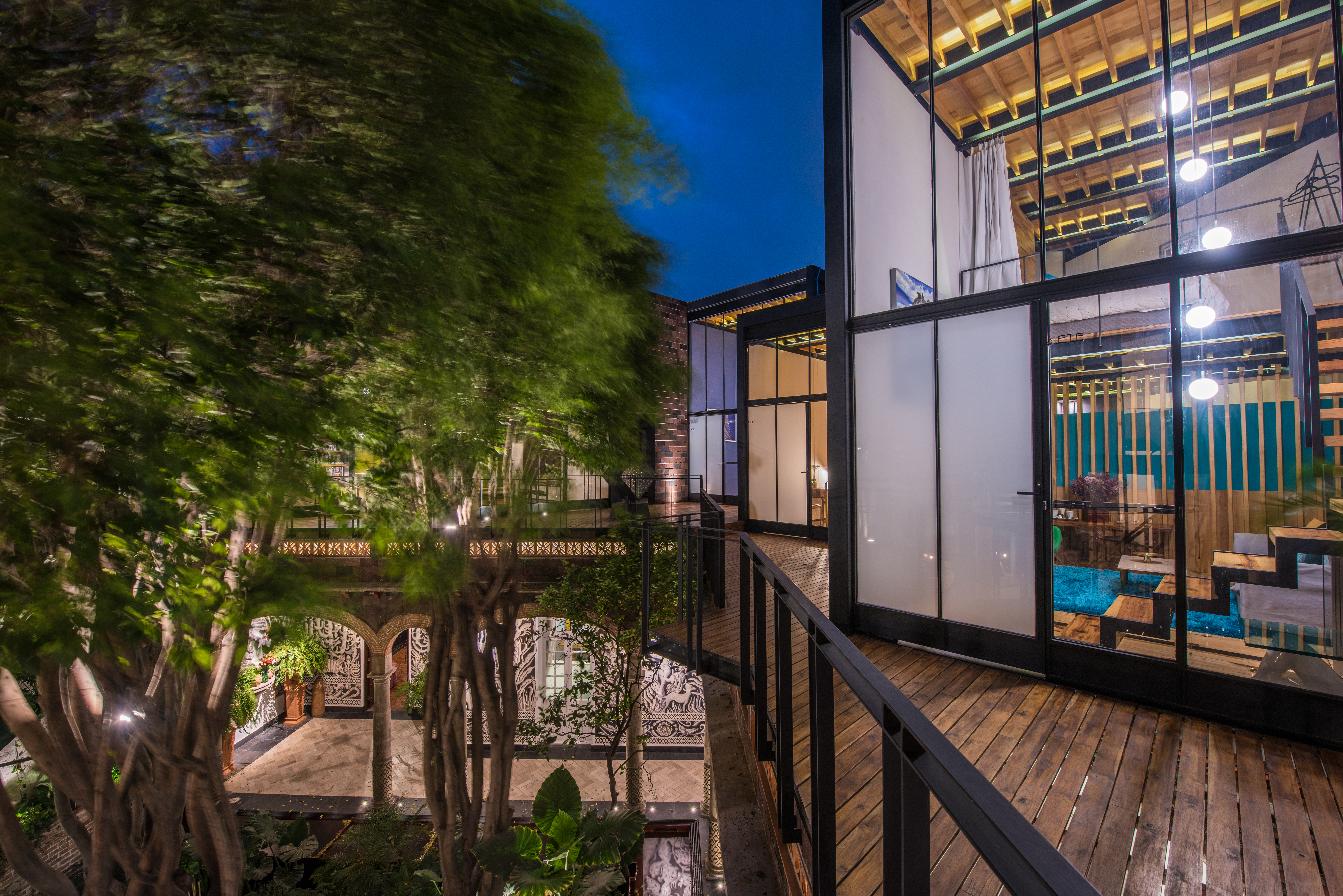 Habitación privada en 2 niveles y vista al jardín