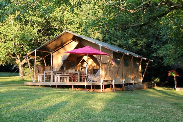 Very comfortable 5p cottage in beautiful estate and pool