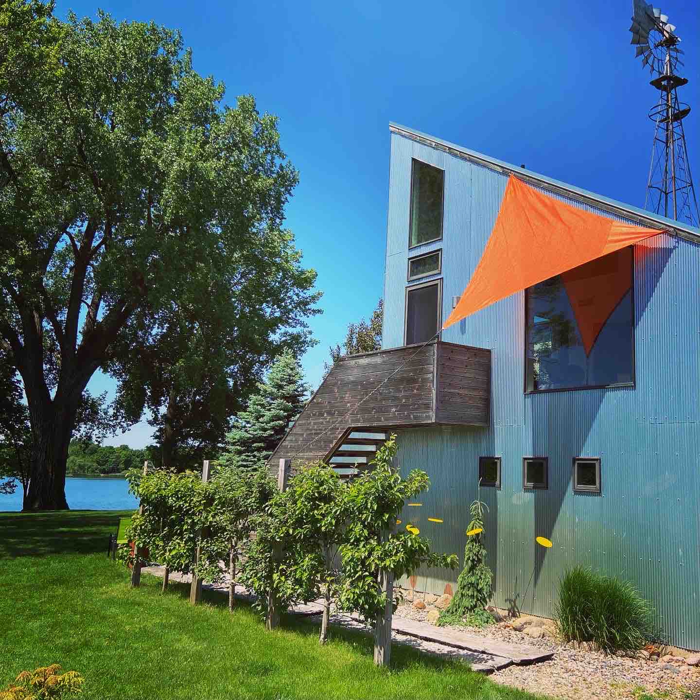 Guest House Loft on Lake! Guesthouses for Rent in Howard Lake