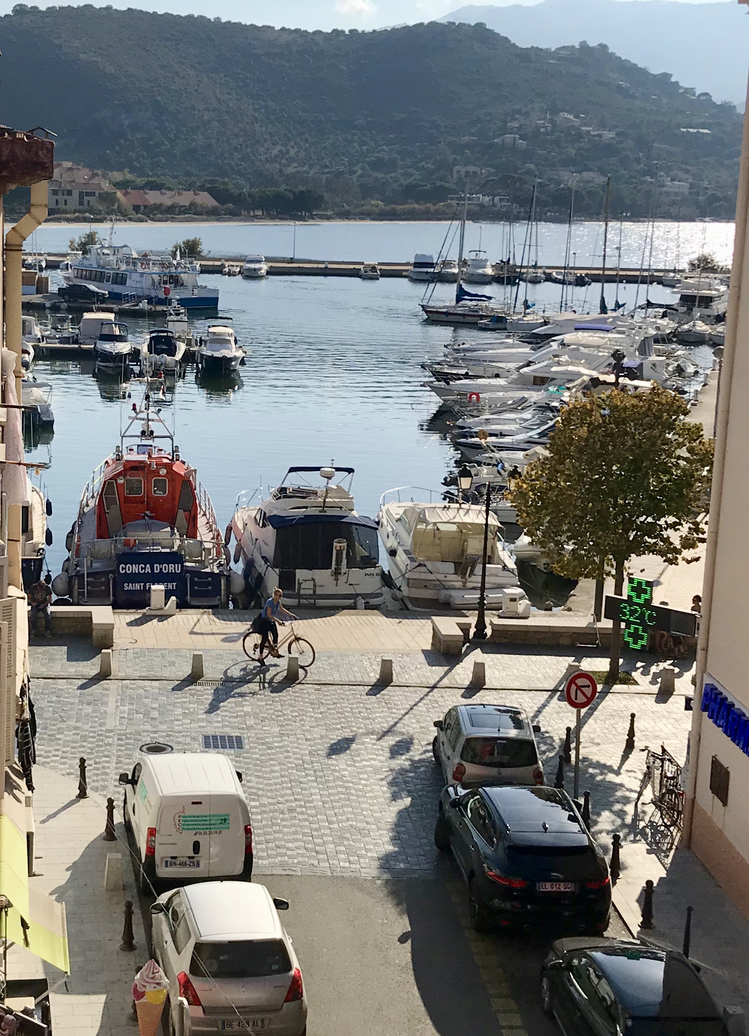 T3 all comforts Saint Florent center
