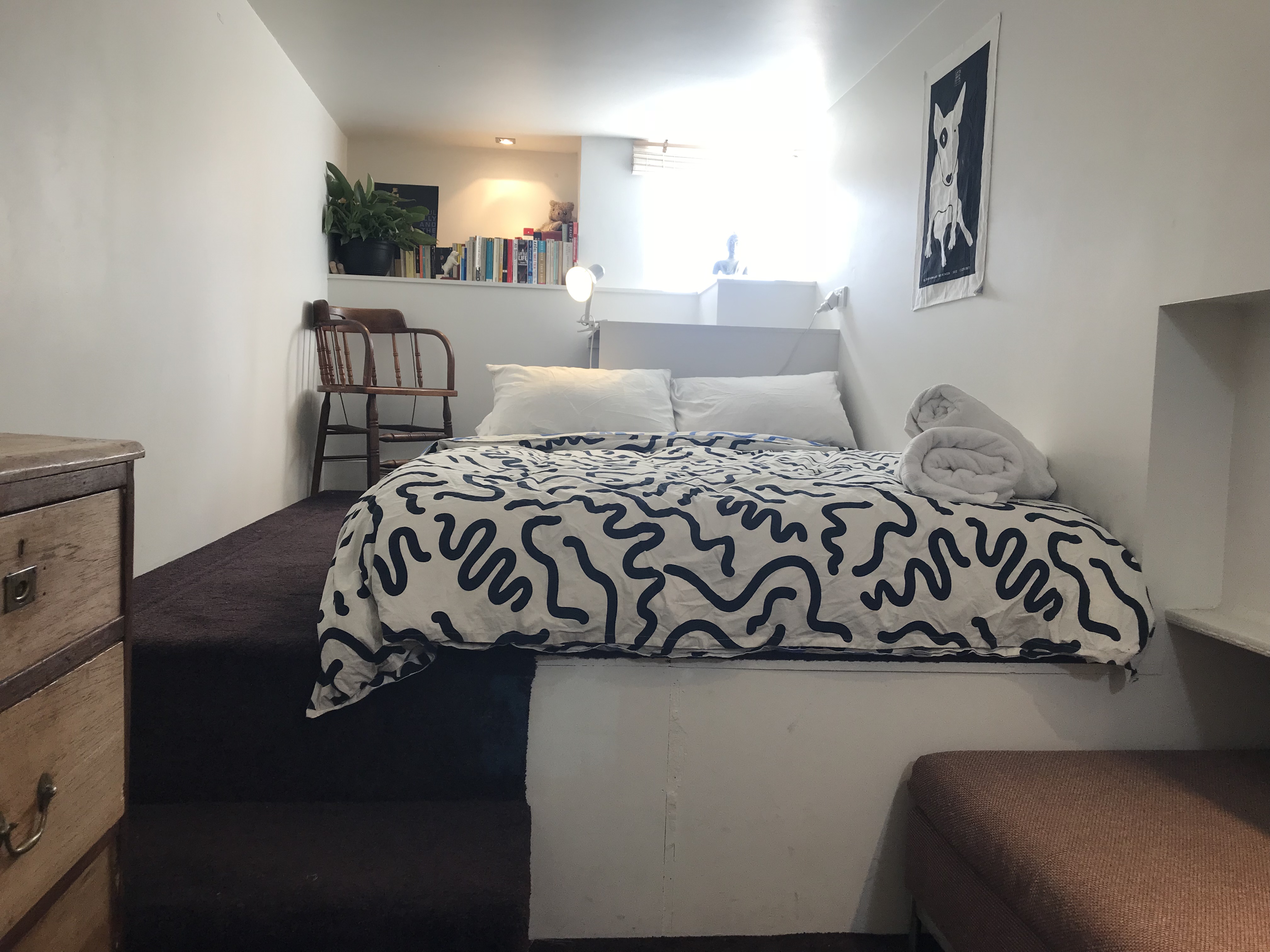 Tiny bolt hole in vibrant South Melbourne.