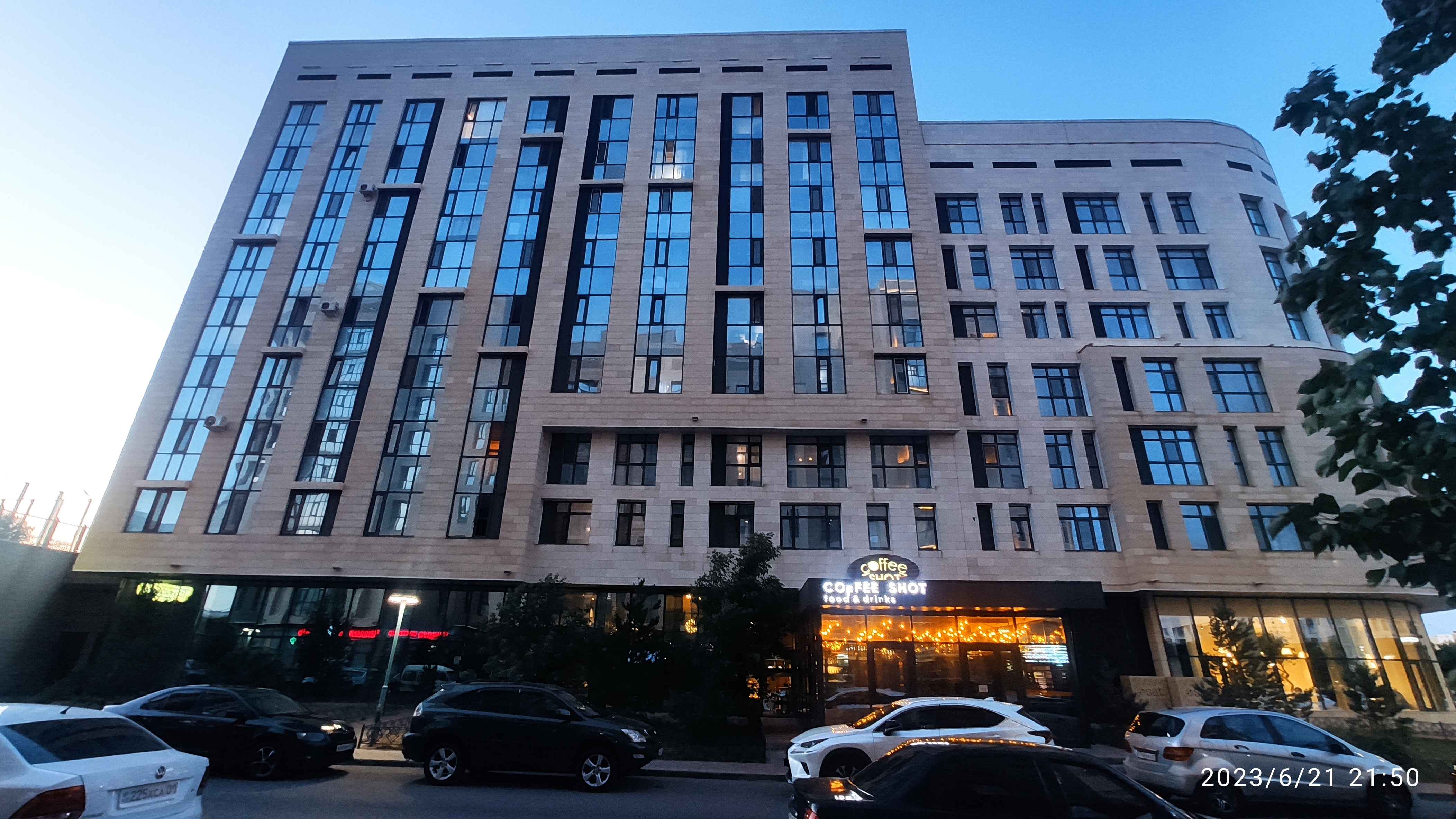 Comfy apartment near Expo