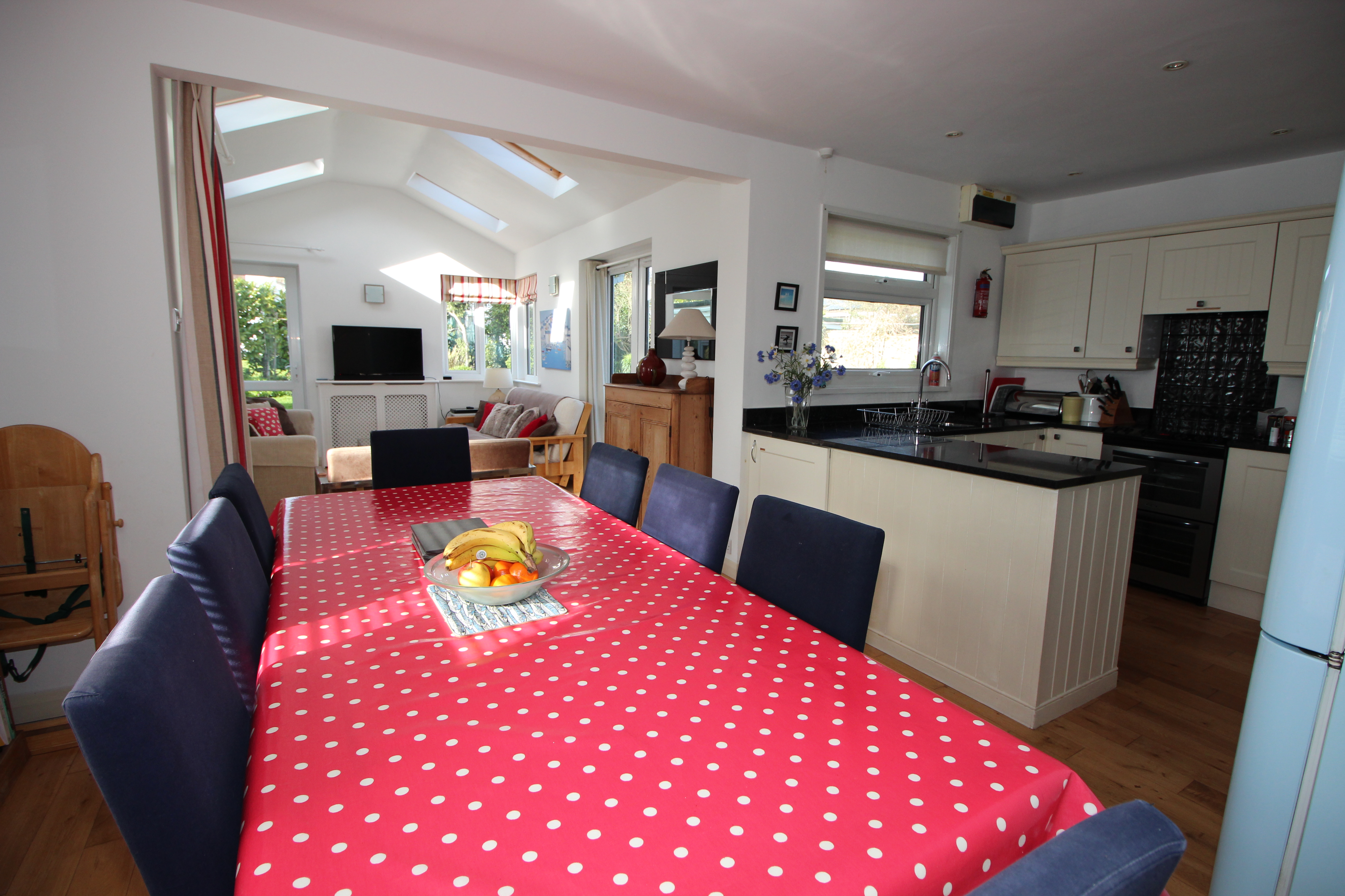 The Dining Room Rock Cornwall : Outlaw S Permanently Closed Restaurant Rock Cornwall Opentable - Proprietor and chef fred beedles has been delighting customers with his minimal a la carte menu since 2010 and, along with his wife donna, have created a formidable fine dining.