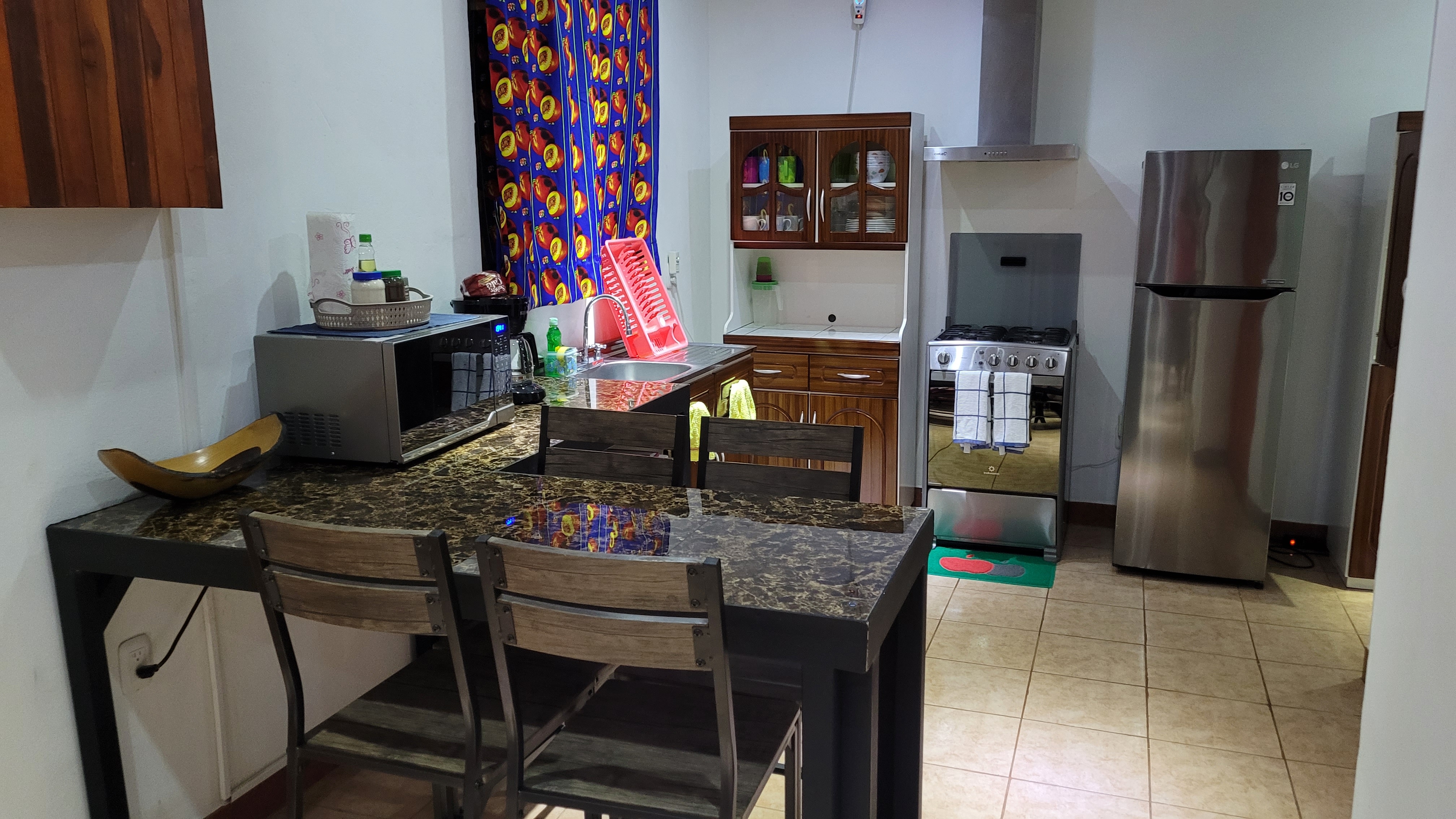 Casitas Maria, Manuel Antonio, 2 bdrm ACed Apt