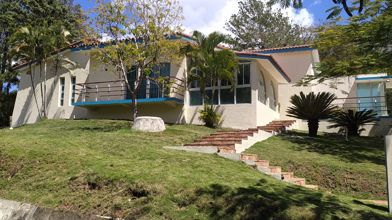 Villa 15 in La Mansion SAJOMA. 3br with Pool Villas for Rent in San