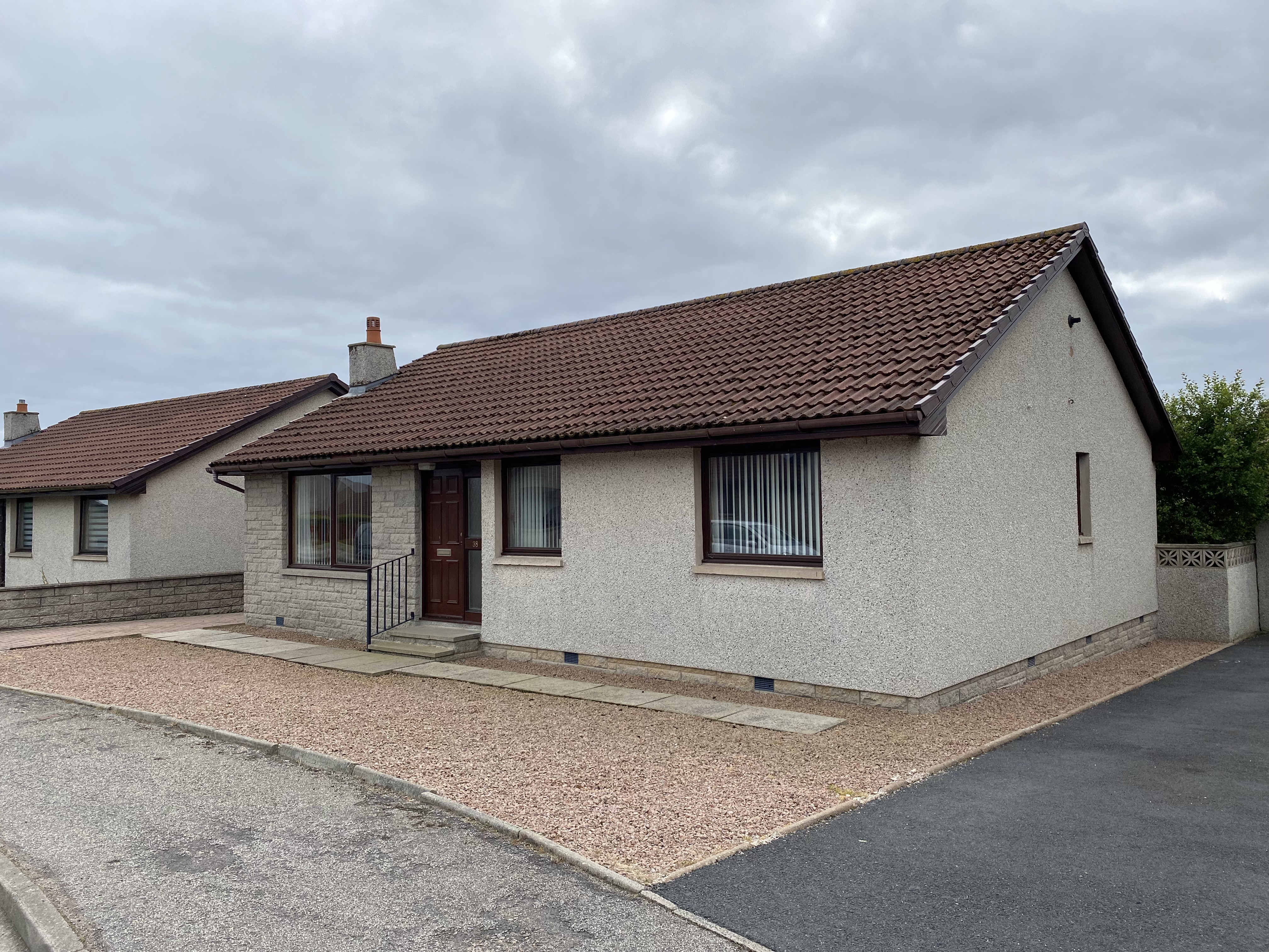 Quiet and Comfortable Bungalow in Peterhead