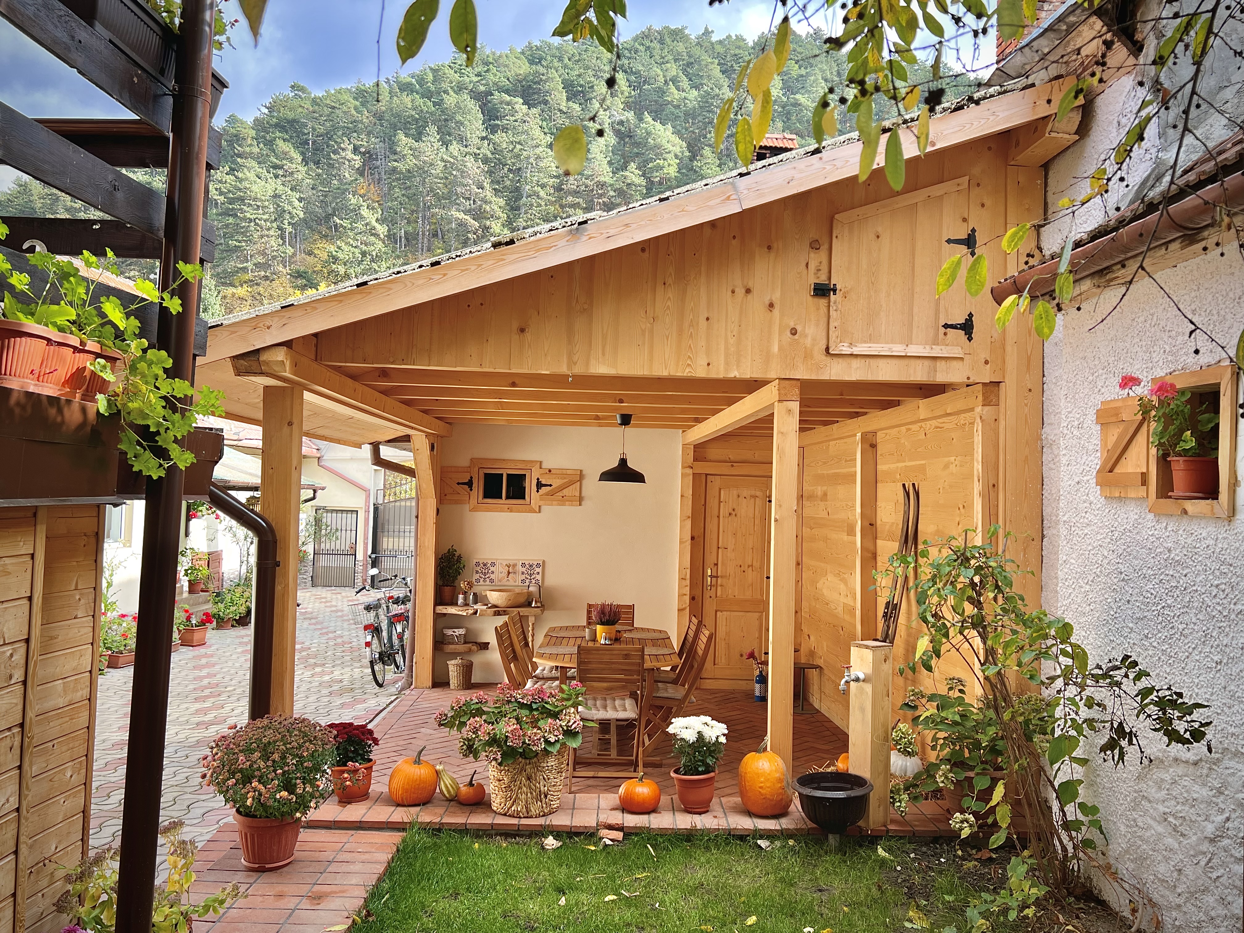 Cozy home near Rasnov historical center.