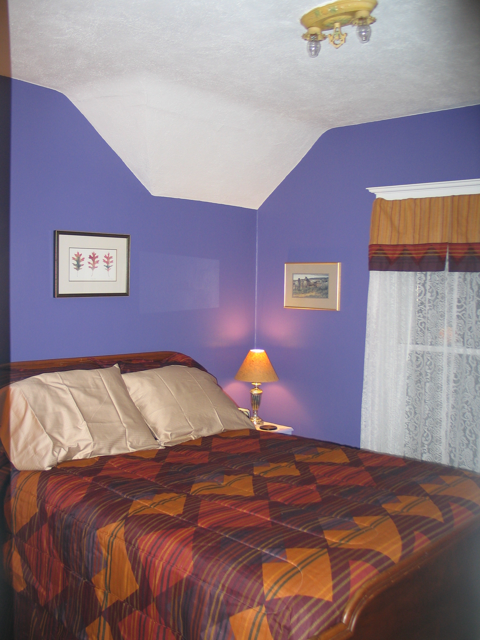 Three Oaks Guest Inn PURPLE ROOM Houses for Rent in Valley City