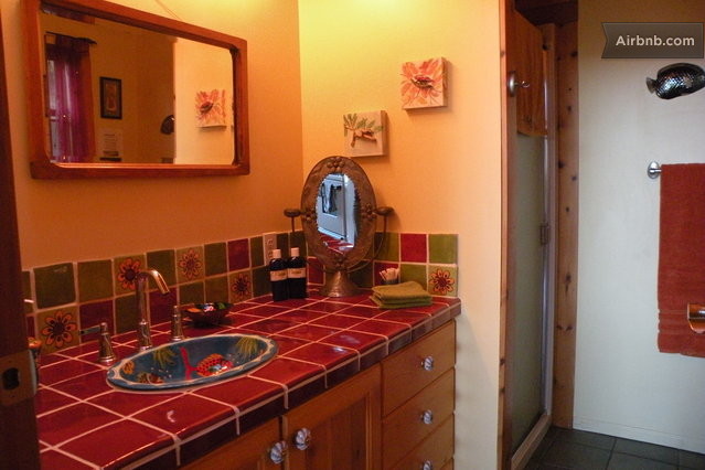 Fridas Mexican Style Cottage On SSI in Salt Spring Island